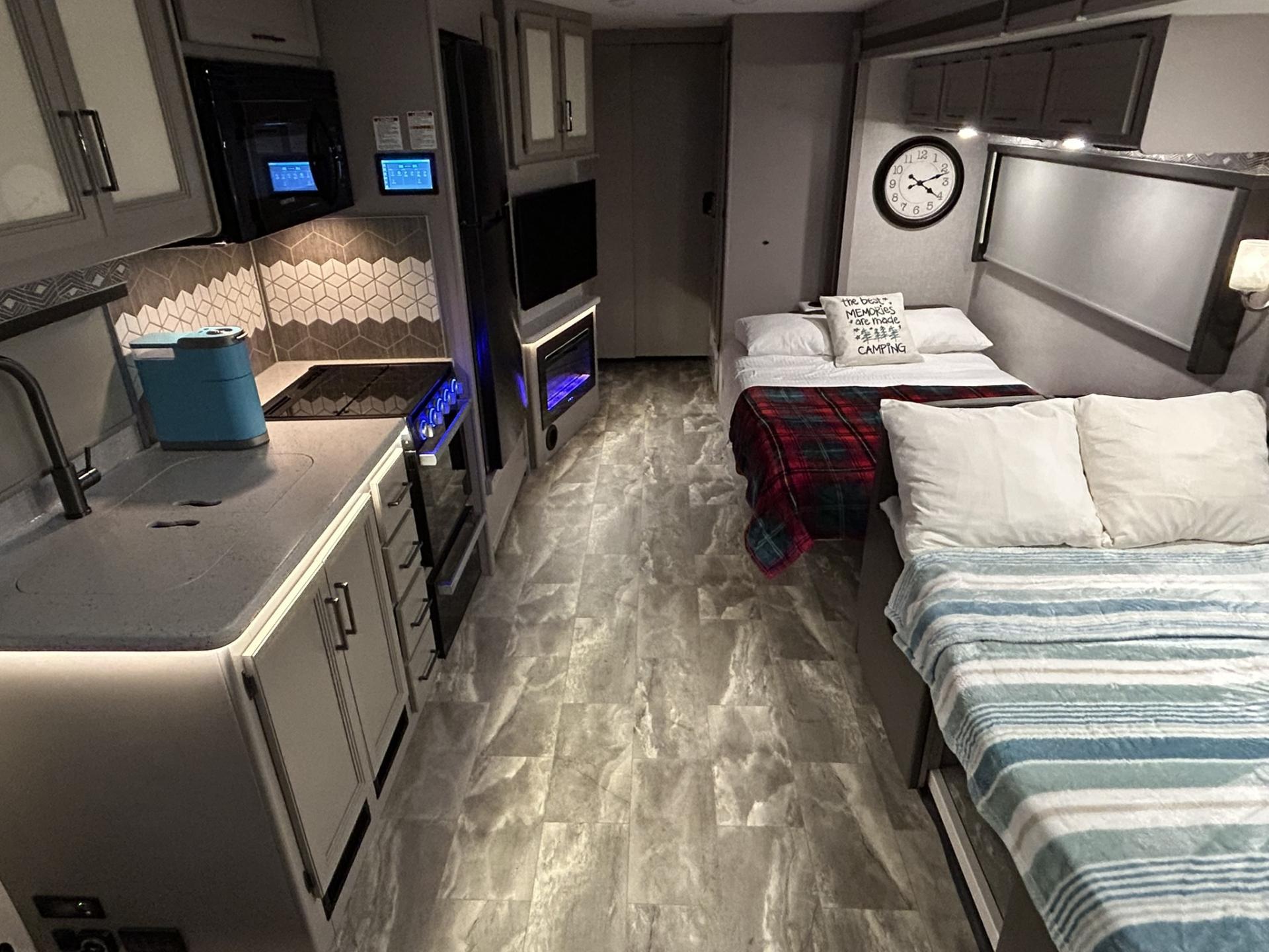 2023 THOR MOTOR COACH WINDSPORT 35M