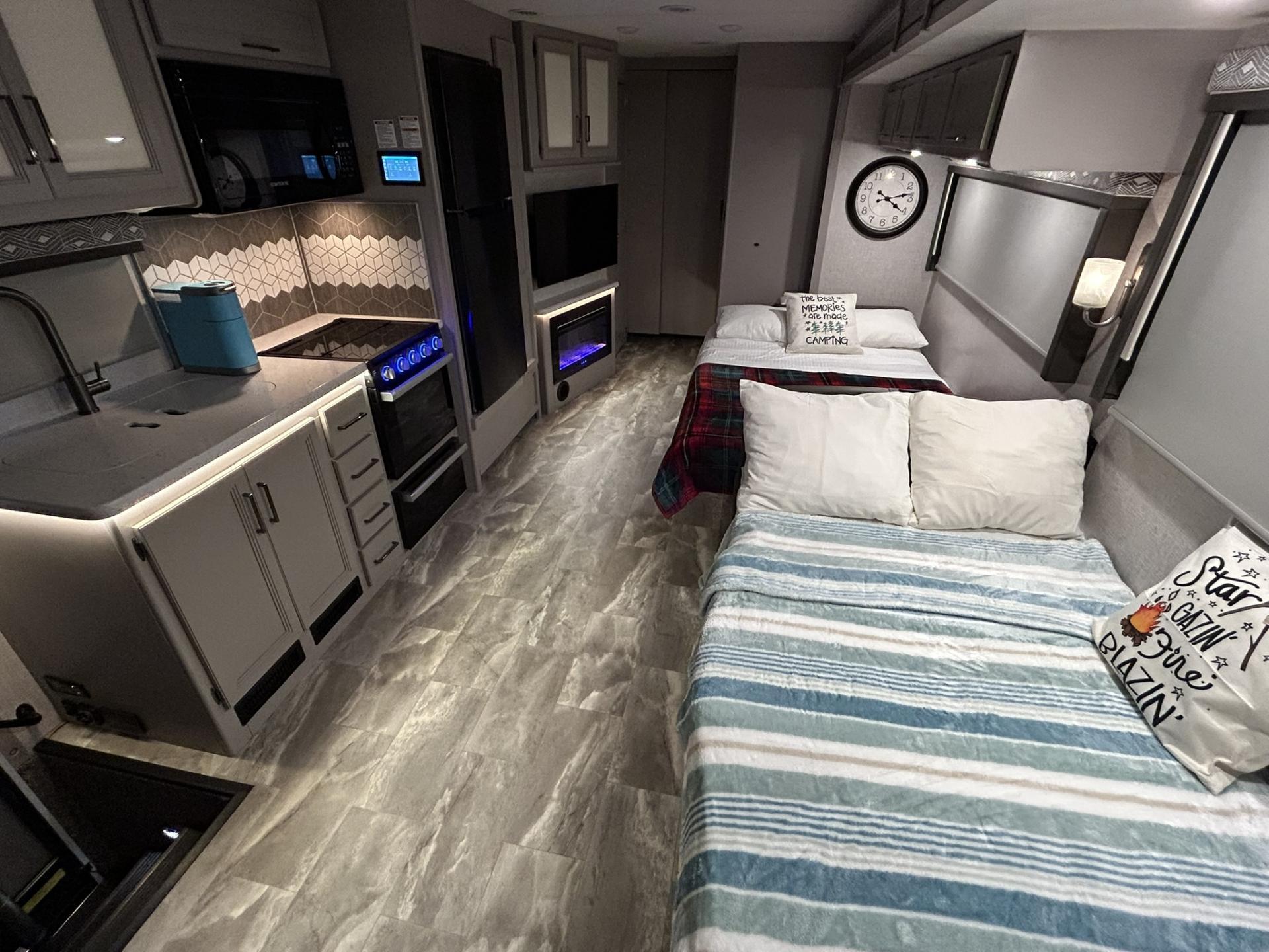 2023 THOR MOTOR COACH WINDSPORT 35M