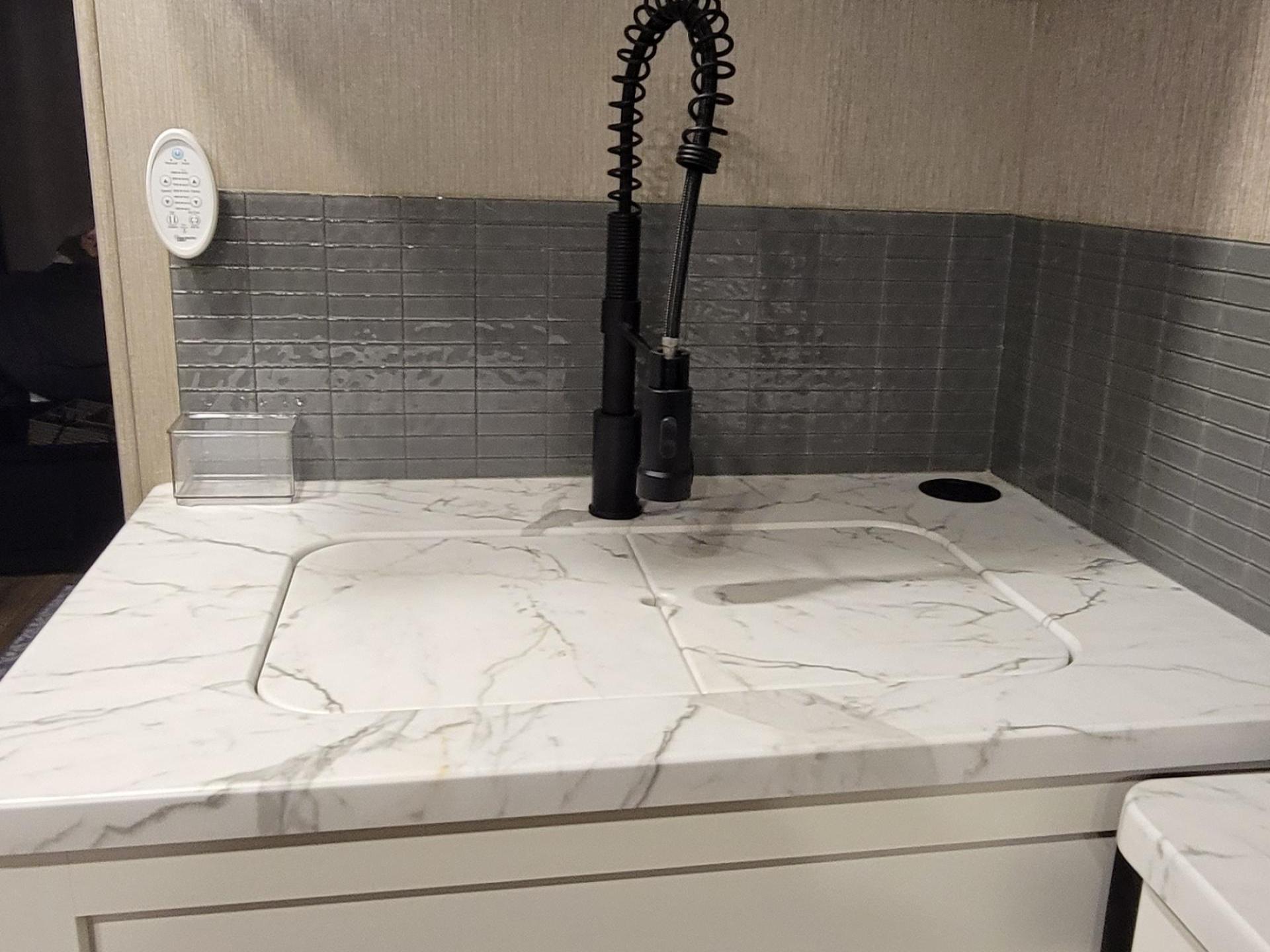 2023 NEXUS RV PHANTOM 32P