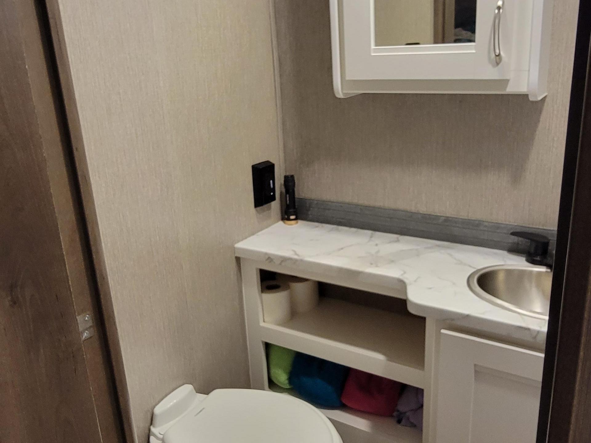 2023 NEXUS RV PHANTOM 32P