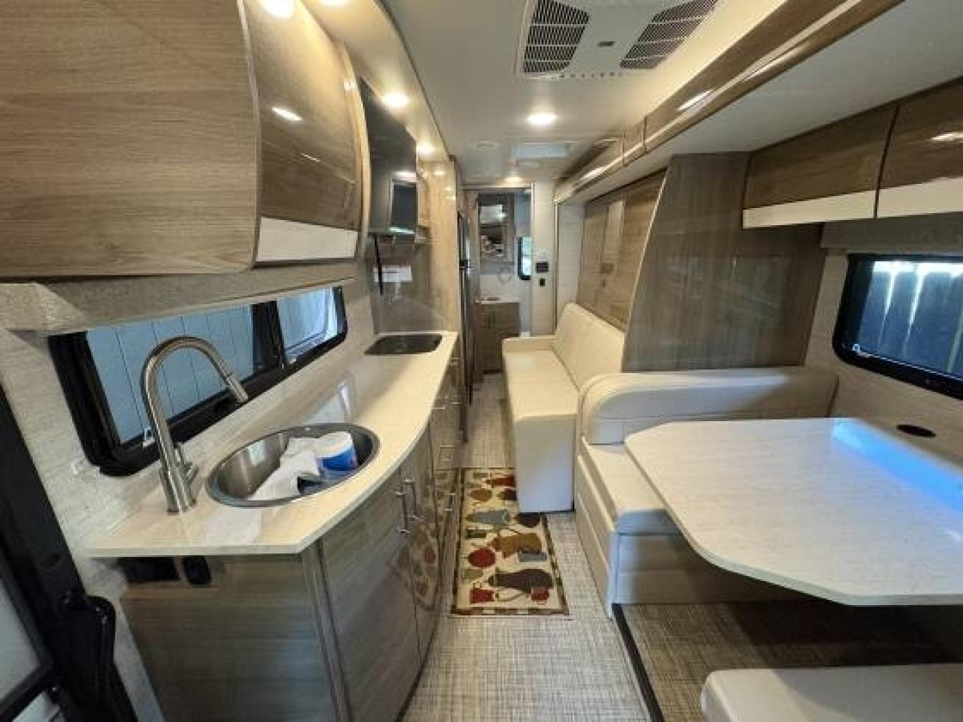 2021 ENTEGRA COACH QWEST 24R