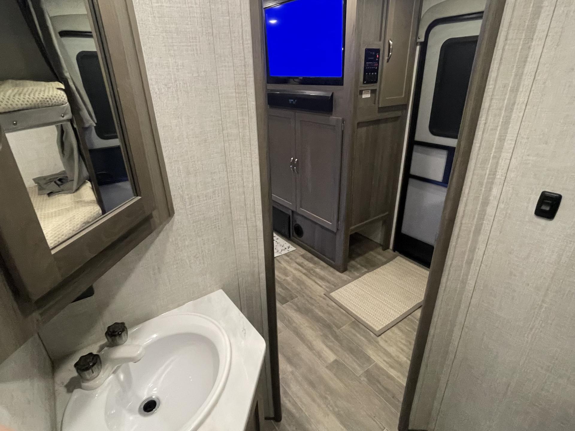 2023 GULF STREAM ENVISION 282BH