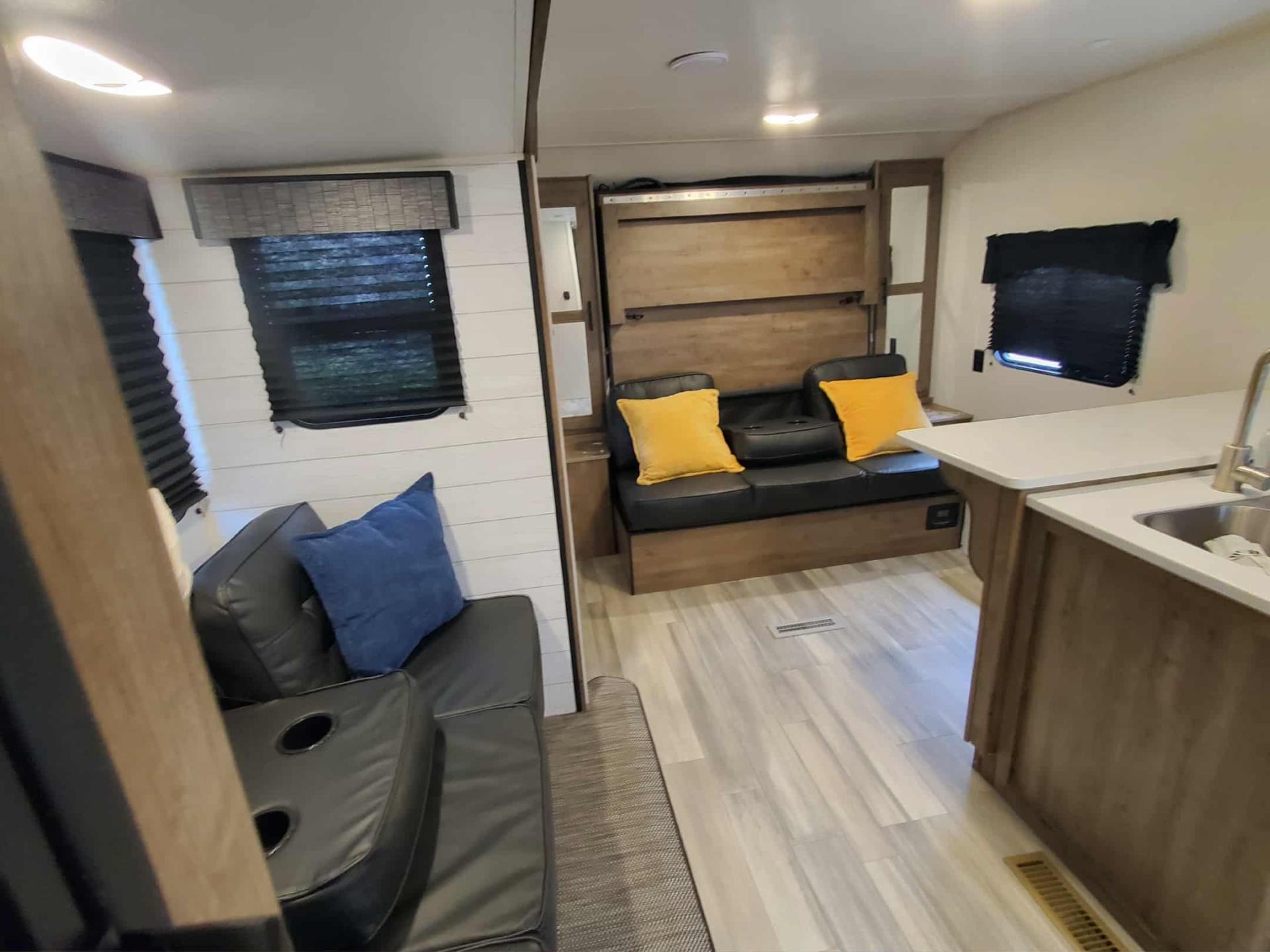 2023 HEARTLAND PIONEER RB215