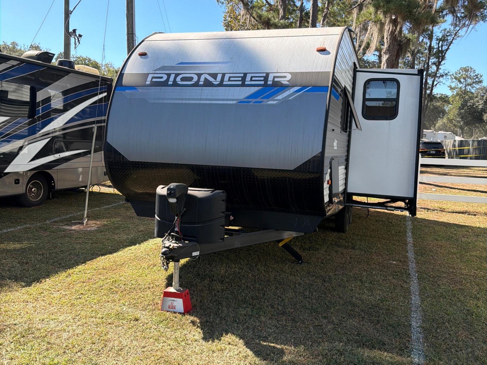 2023 HEARTLAND PIONEER RB215