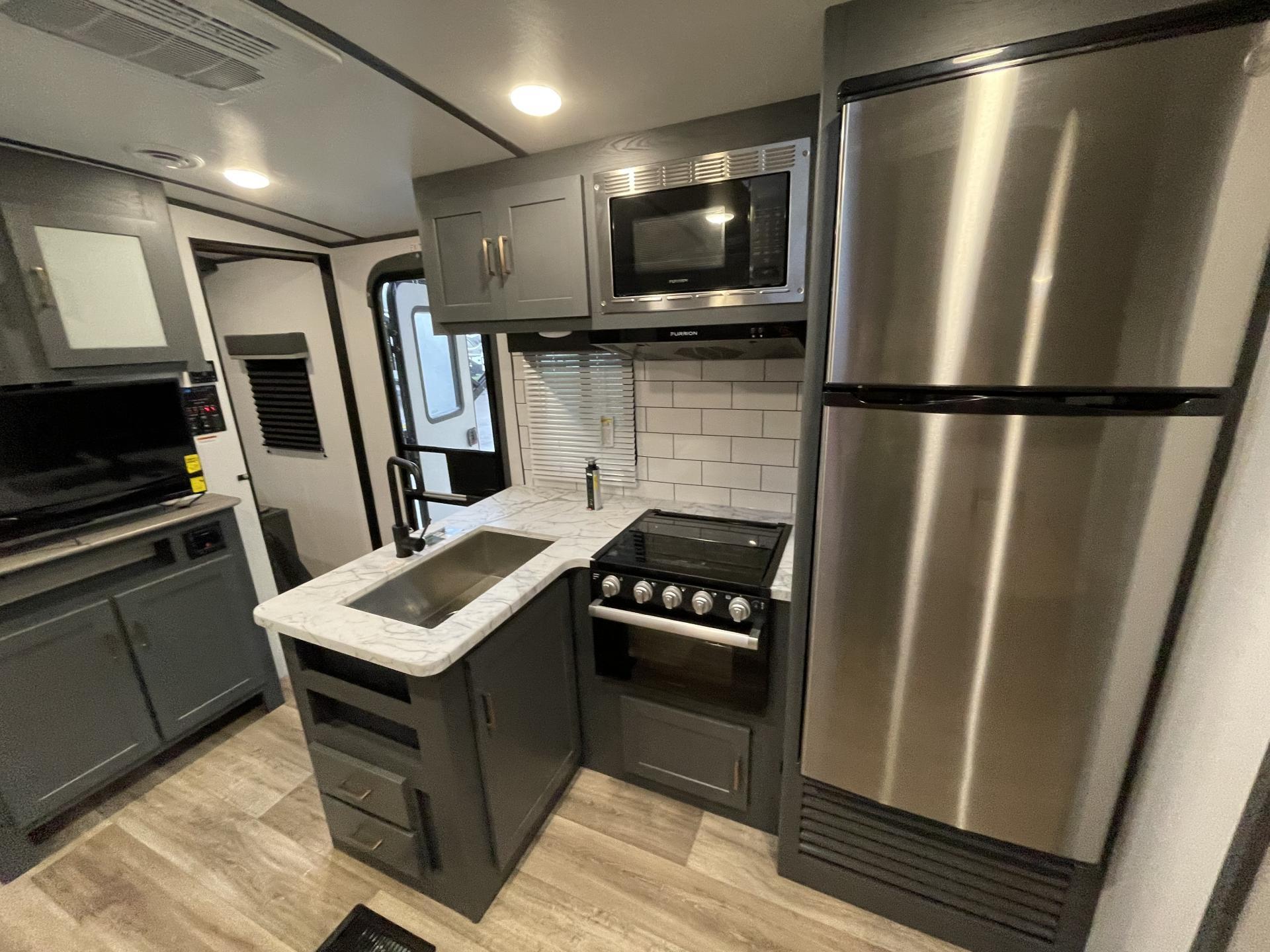 2022 KEYSTONE BULLET 287QBS