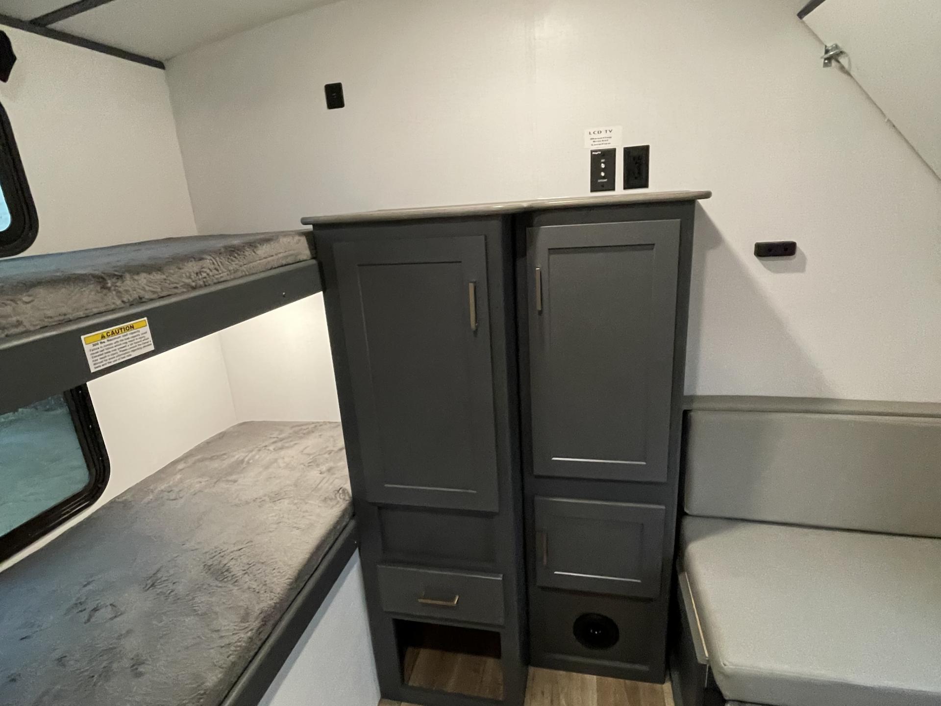 2022 KEYSTONE BULLET 287QBS