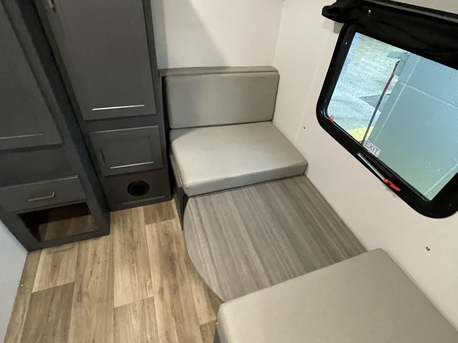 2022 KEYSTONE BULLET 287QBS