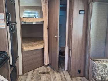 2018 KEYSTONE HIDEOUT 22KBSWE
