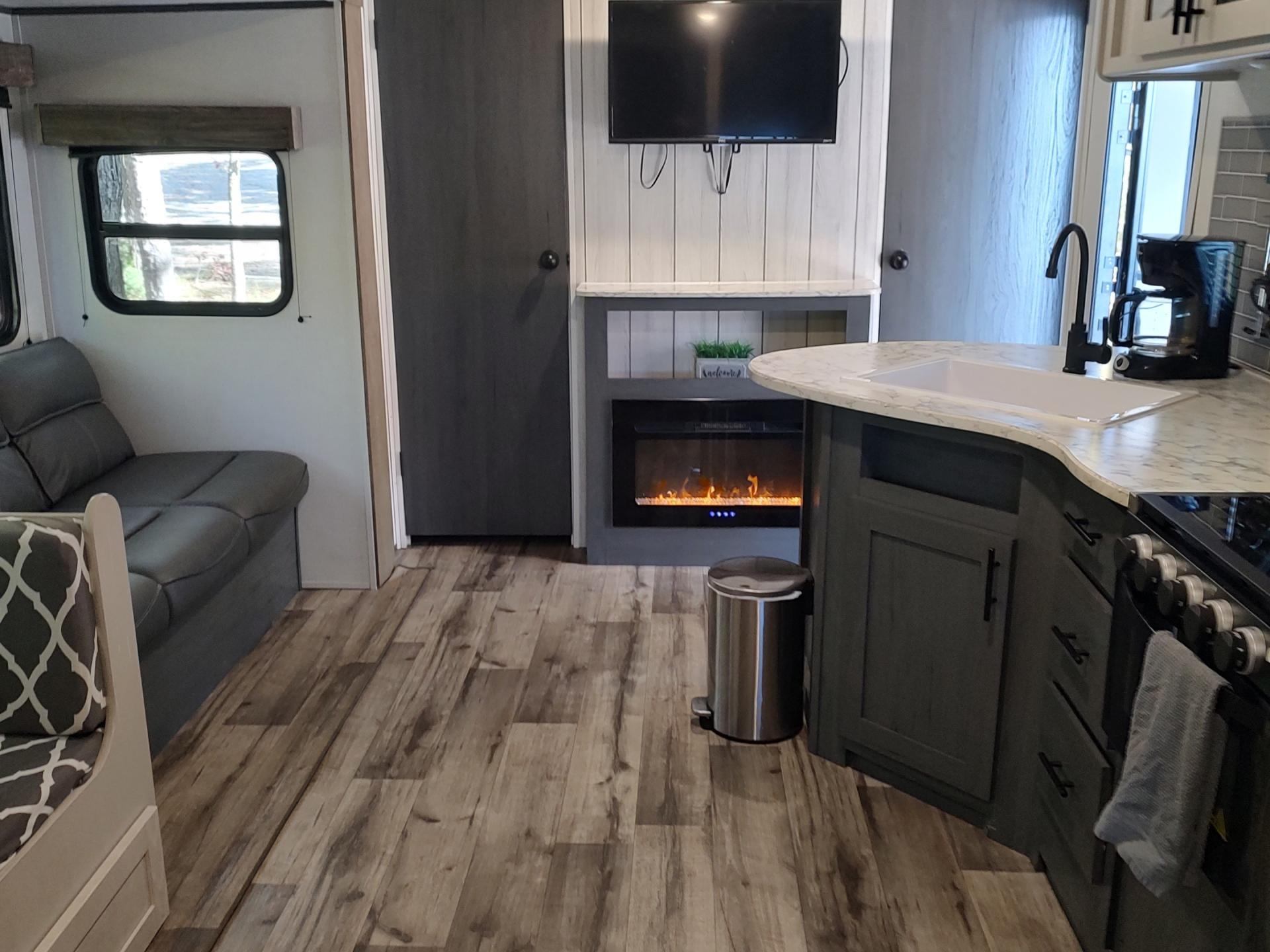 2024 DUTCHMEN COLORADO 26BHC