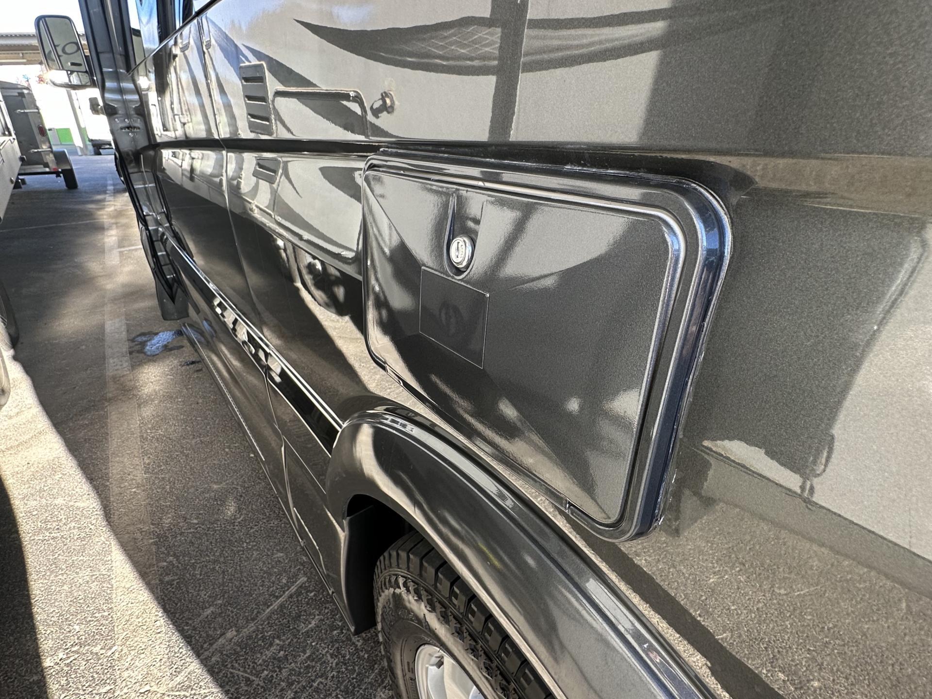 2017 ROADTREK SS-AGILE