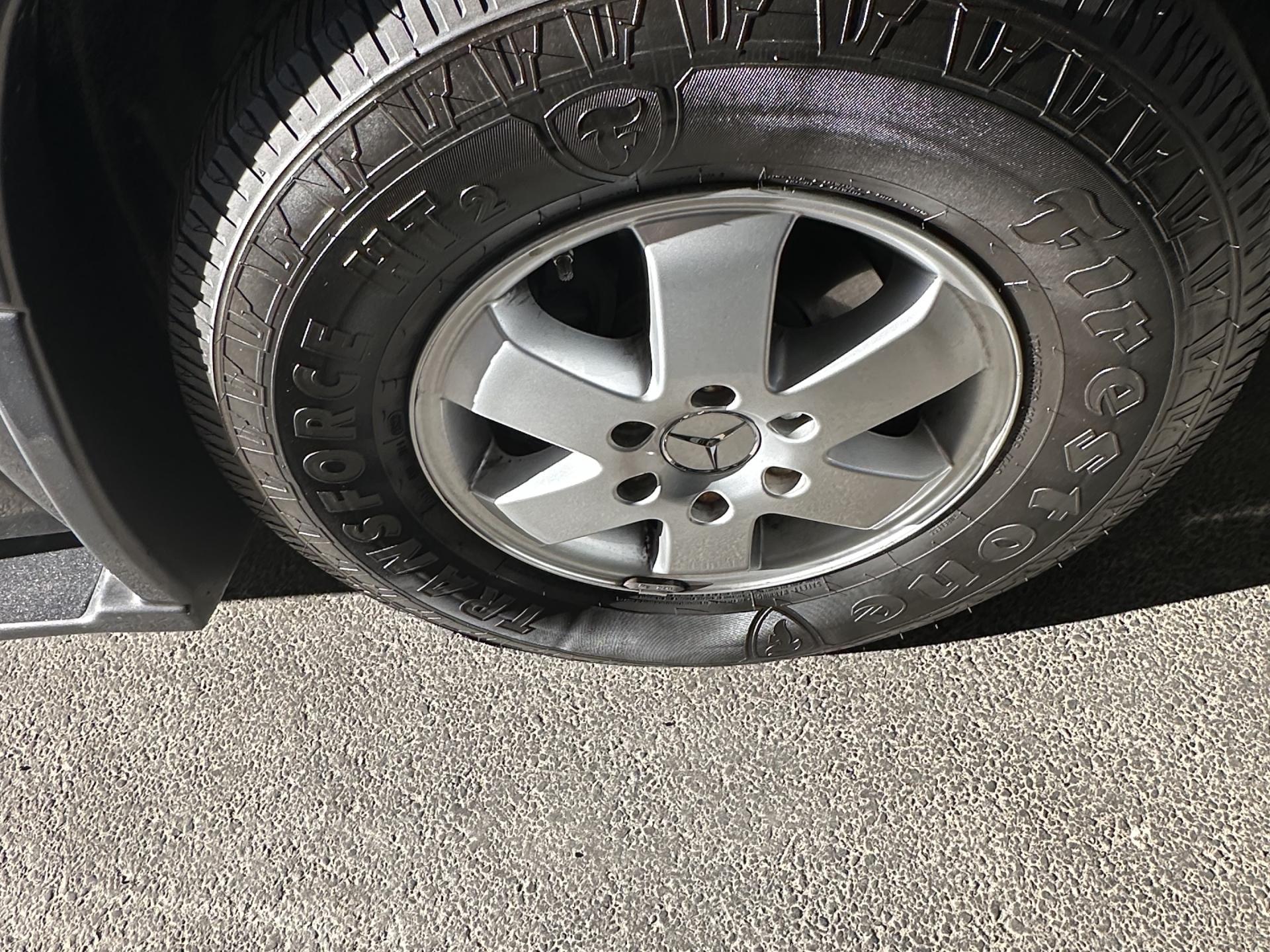 2017 ROADTREK SS-AGILE