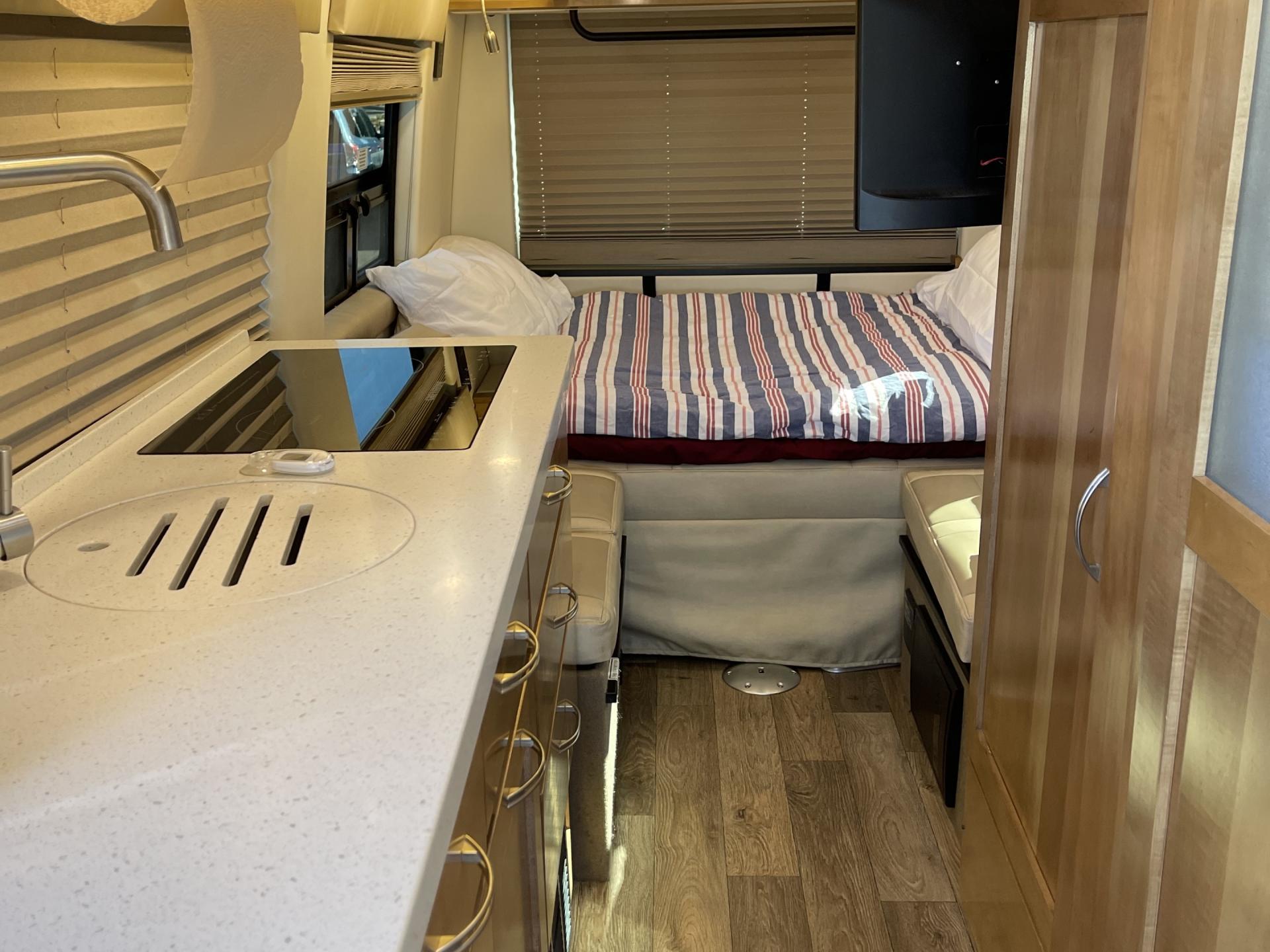 2020 COACHMEN GALLERIA 24FL