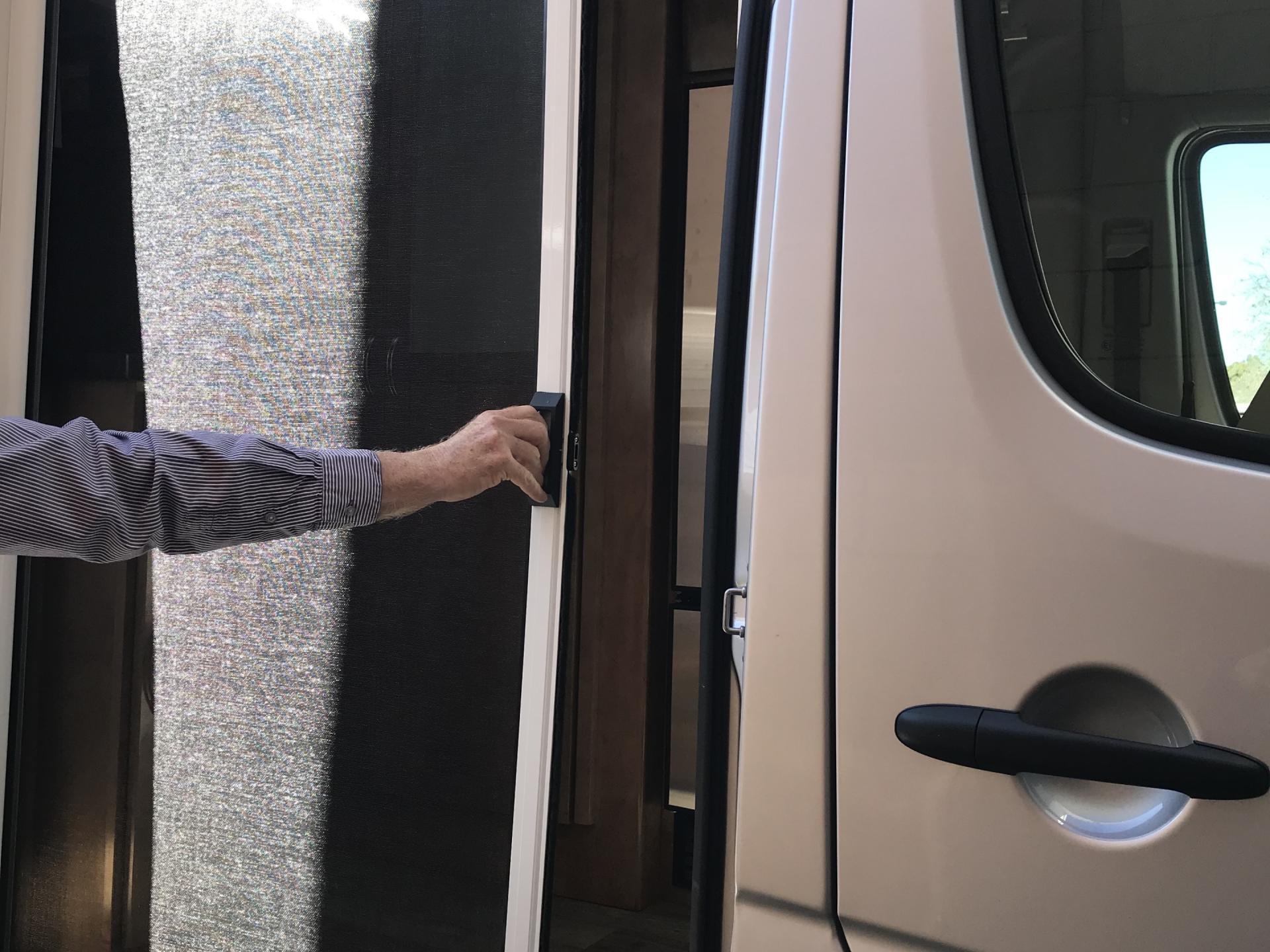 2020 COACHMEN GALLERIA 24FL