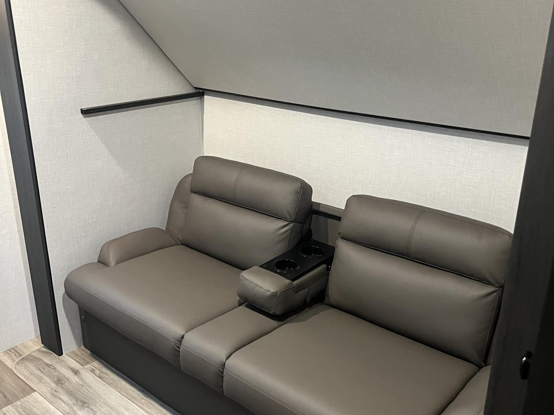 2025 VENTURE SPORTTREK TOURING EDITION 343VBH