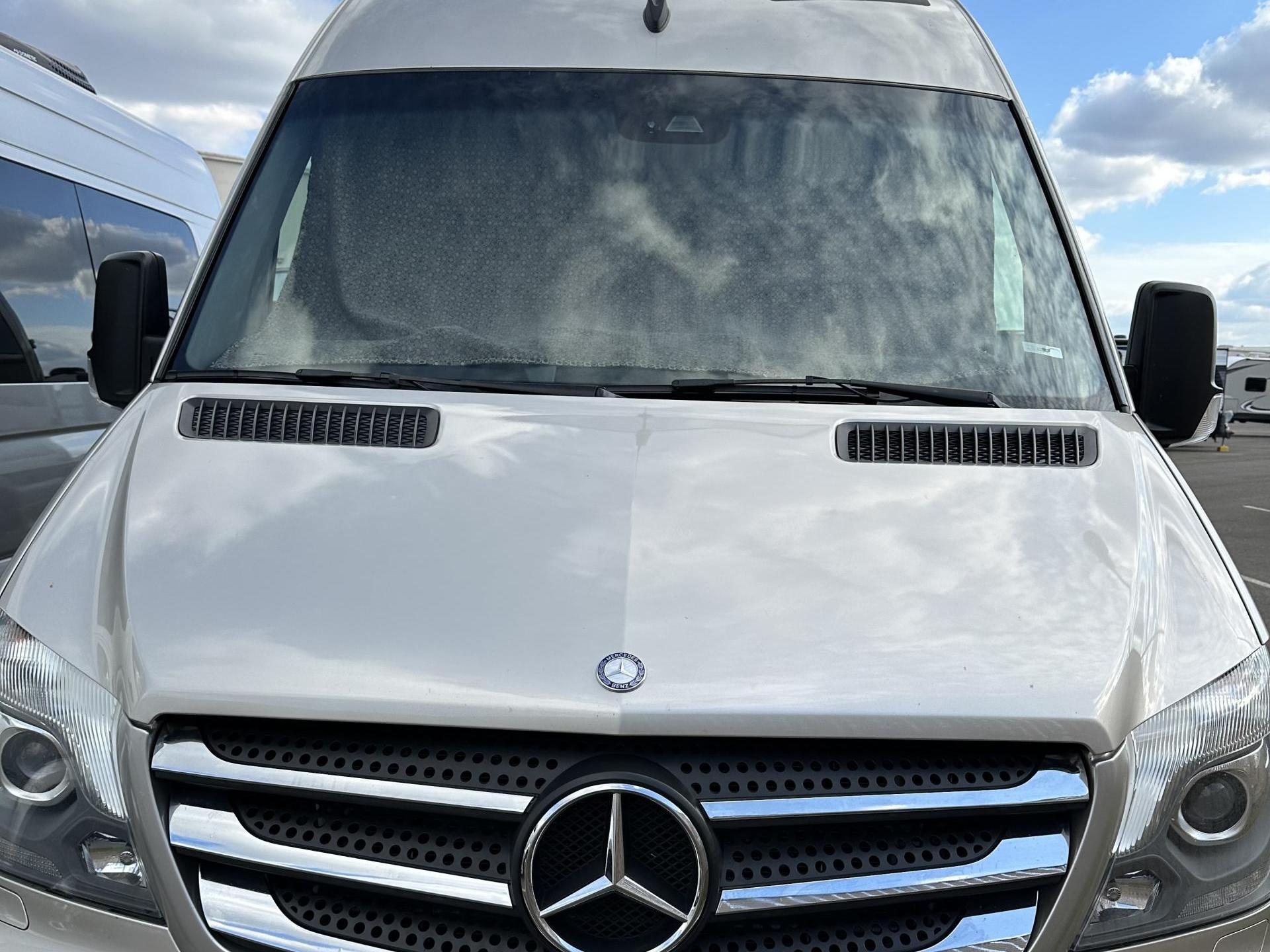 2016 ROADTREK SS AGILE