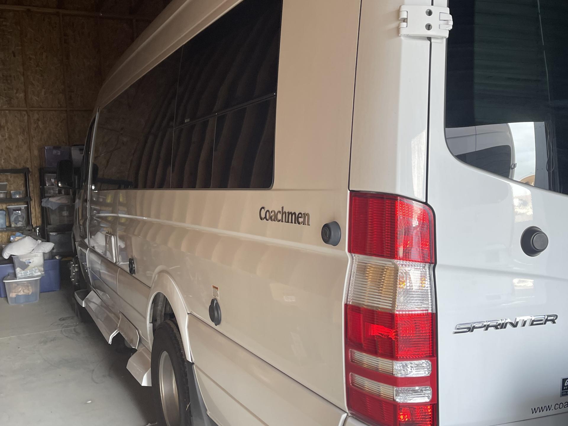 2020 COACHMEN GALLERIA 24T LI3