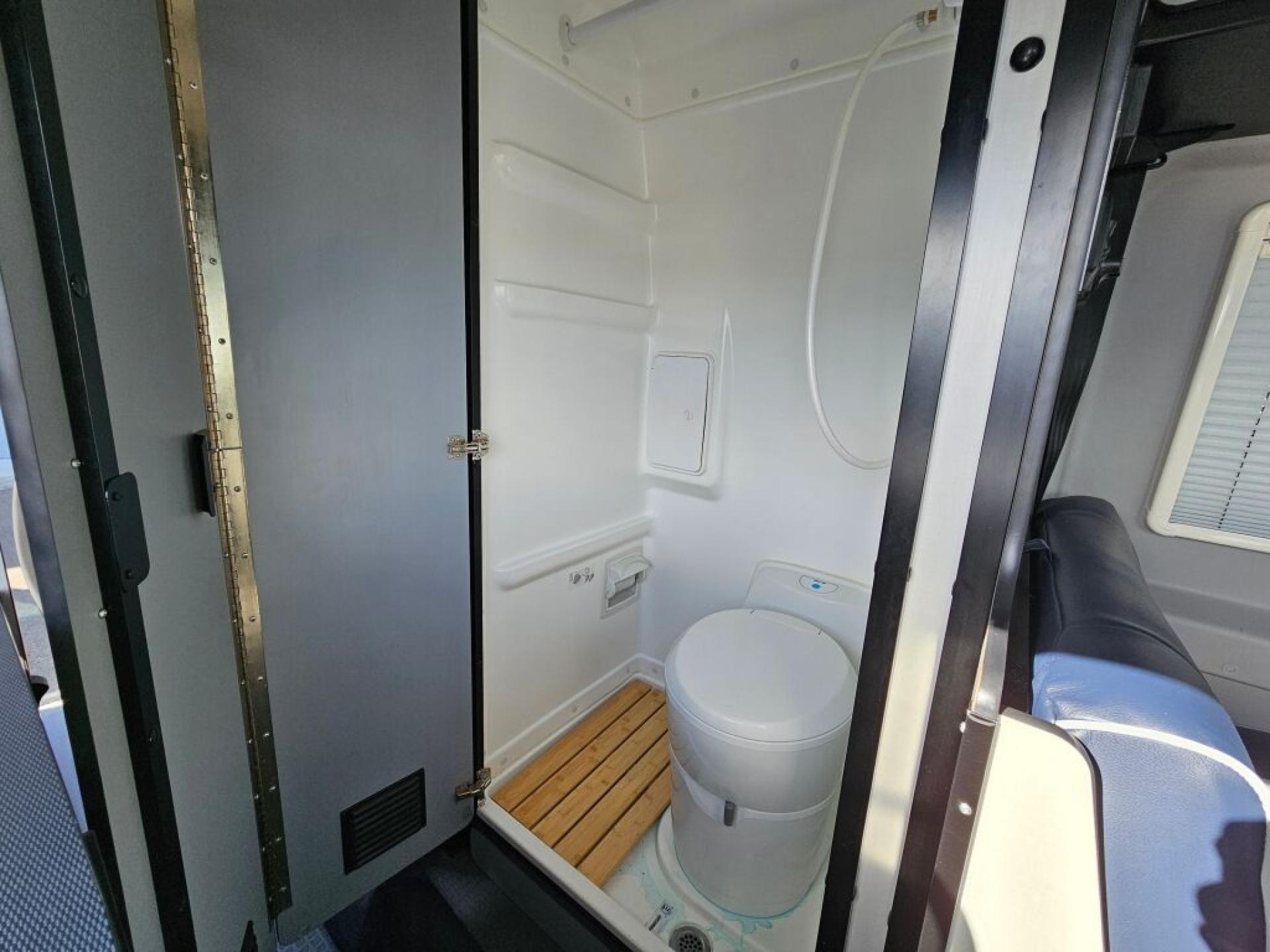 2023 WINNEBAGO REVEL 44E