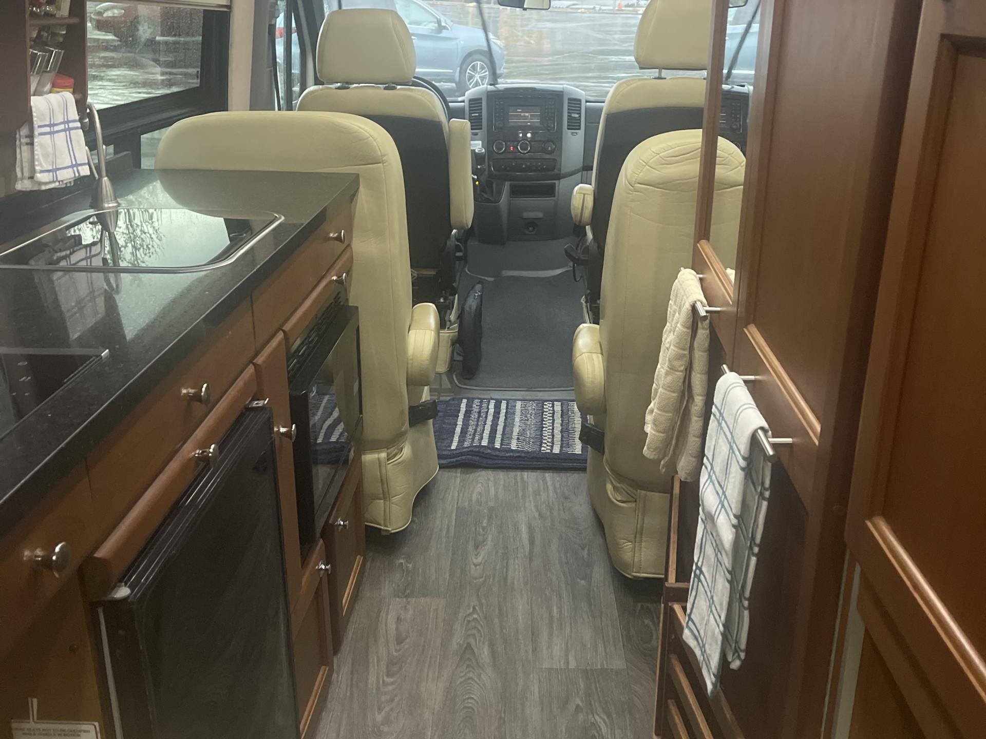 2017 ROADTREK RS E-TREK XL