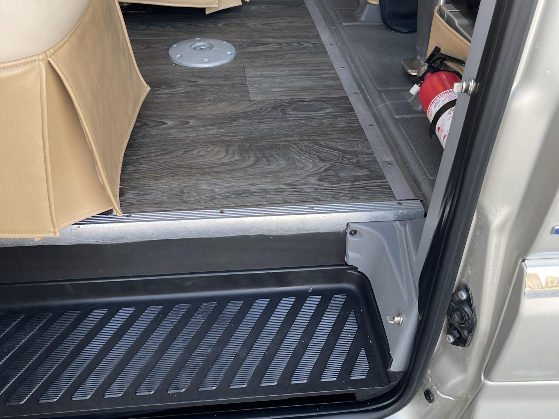 2017 ROADTREK RS E-TREK XL