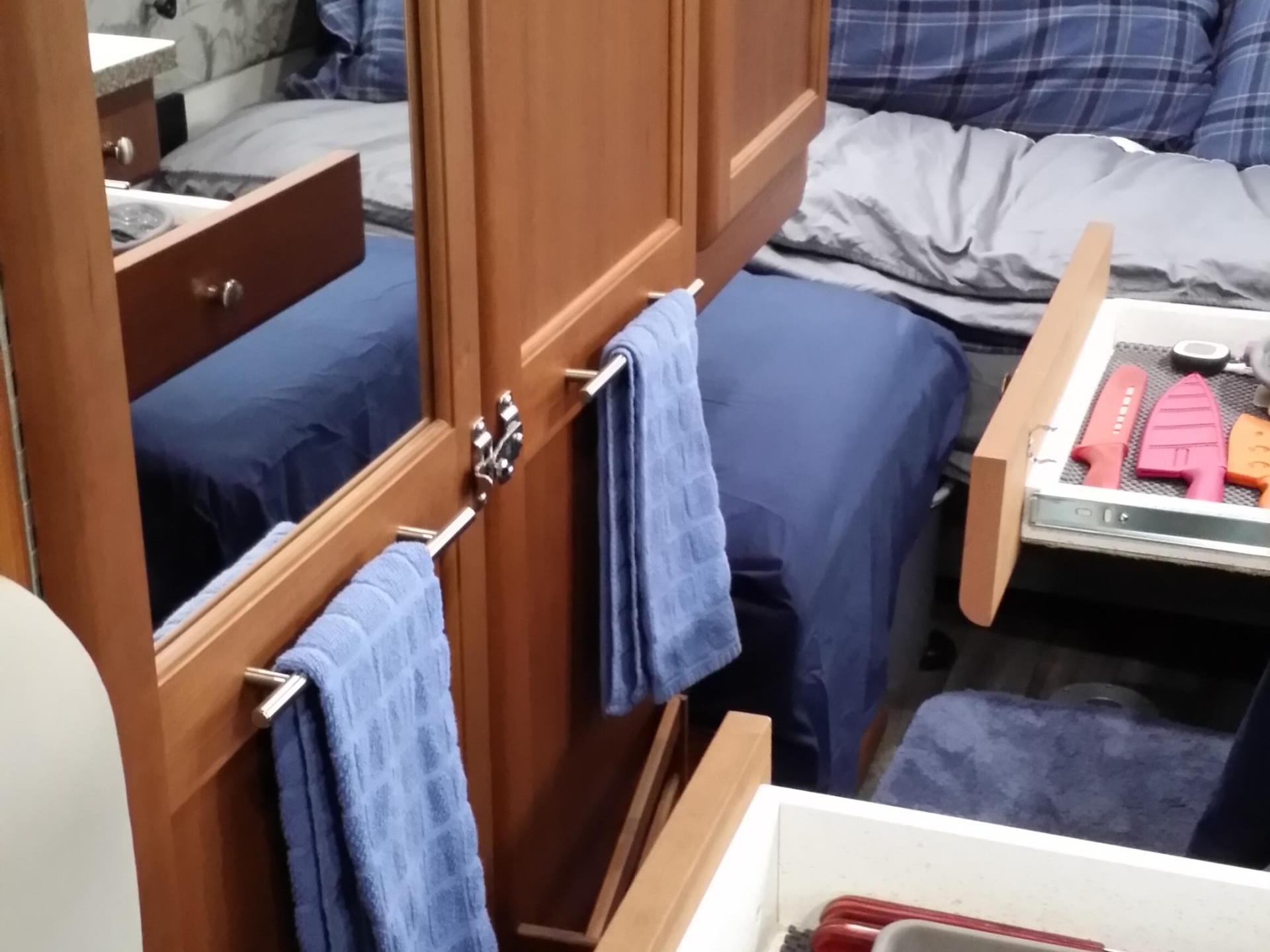 2017 ROADTREK RS E-TREK XL