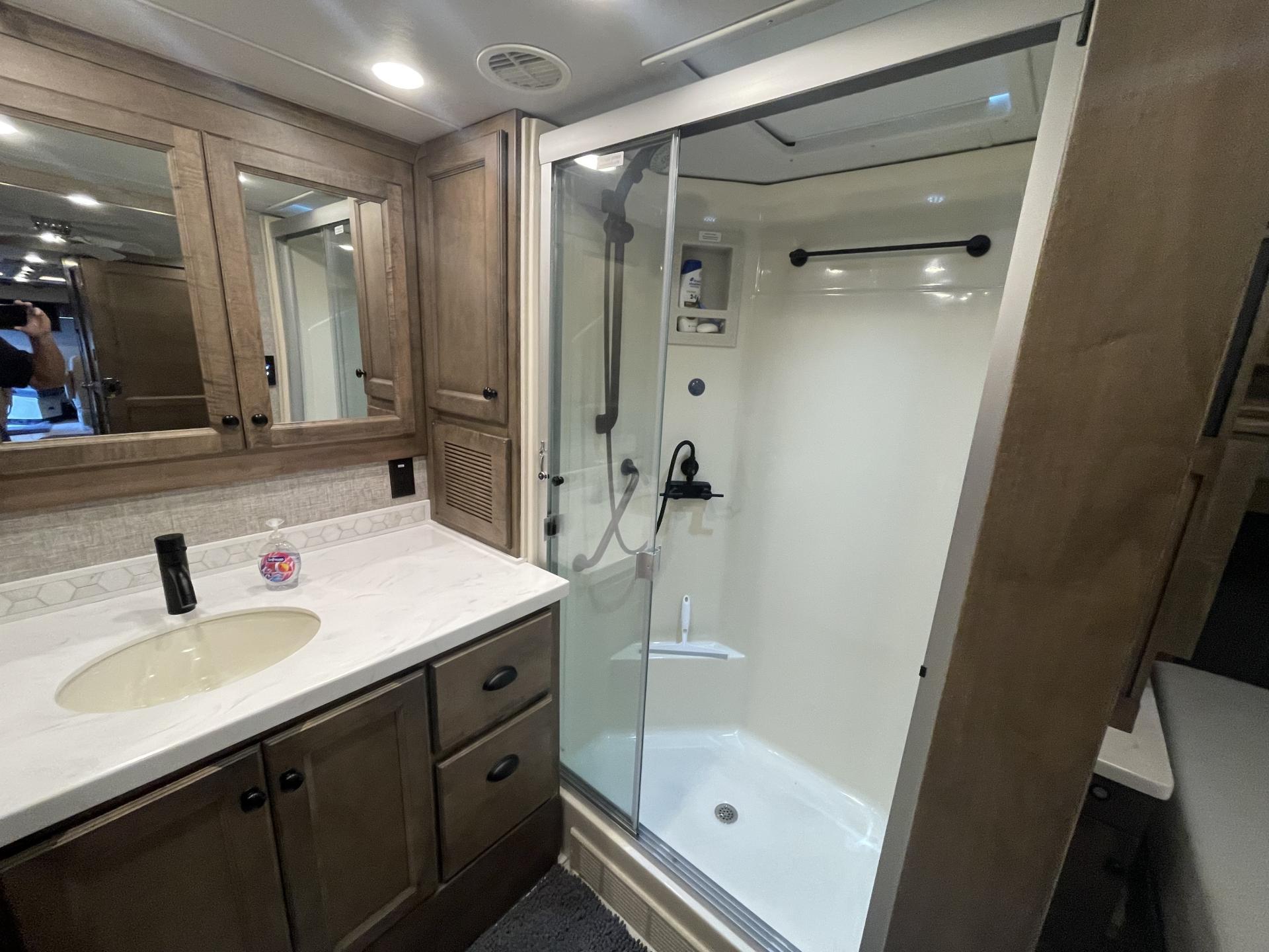 2025 TIFFIN ALLEGRO RED 38KA