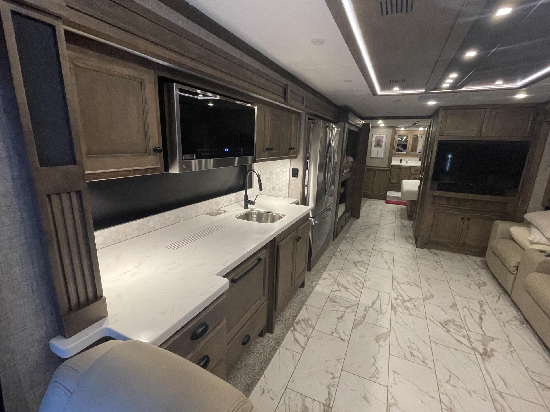 2025 TIFFIN ALLEGRO RED 38KA