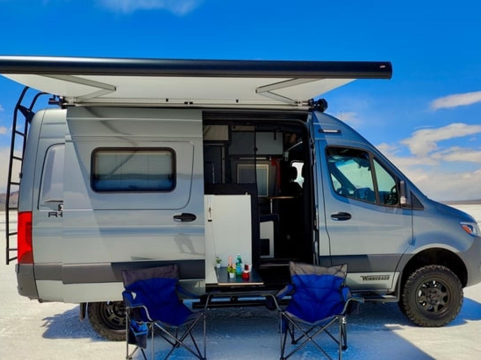 2023 WINNEBAGO REVEL 44E