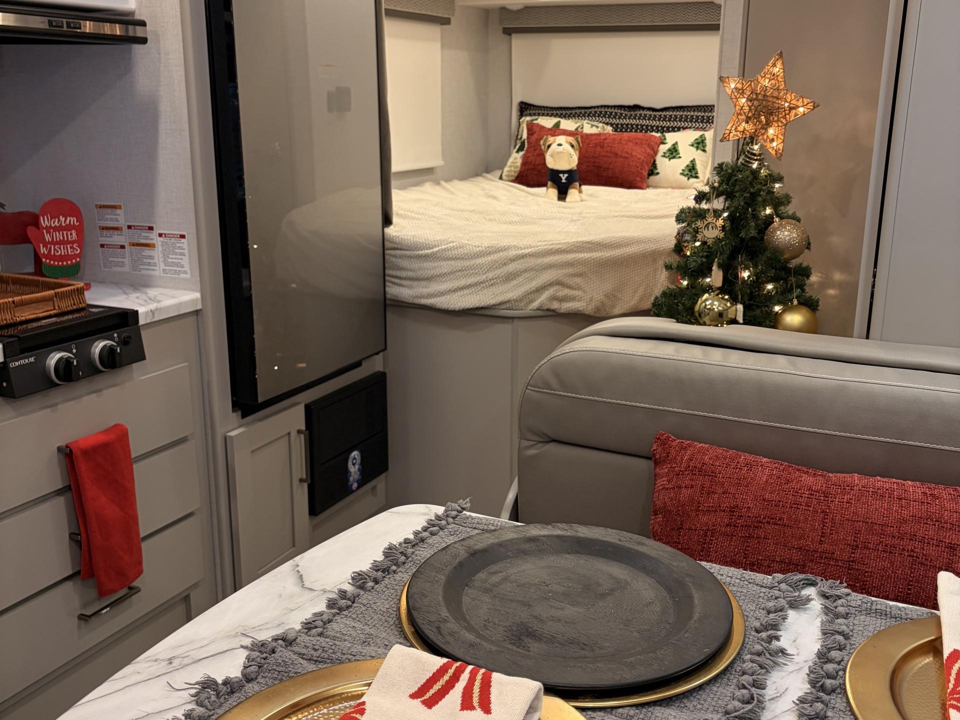 2026 THOR MOTOR COACH GENEVA 21VTF