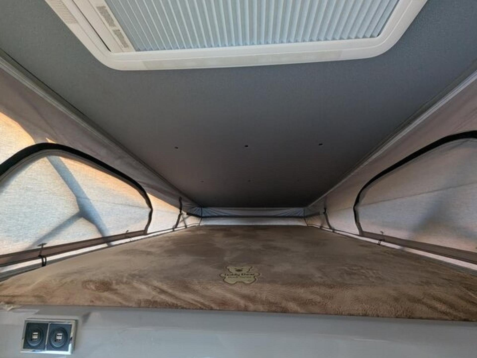 2023 THOR MOTOR COACH TELLARO 20A