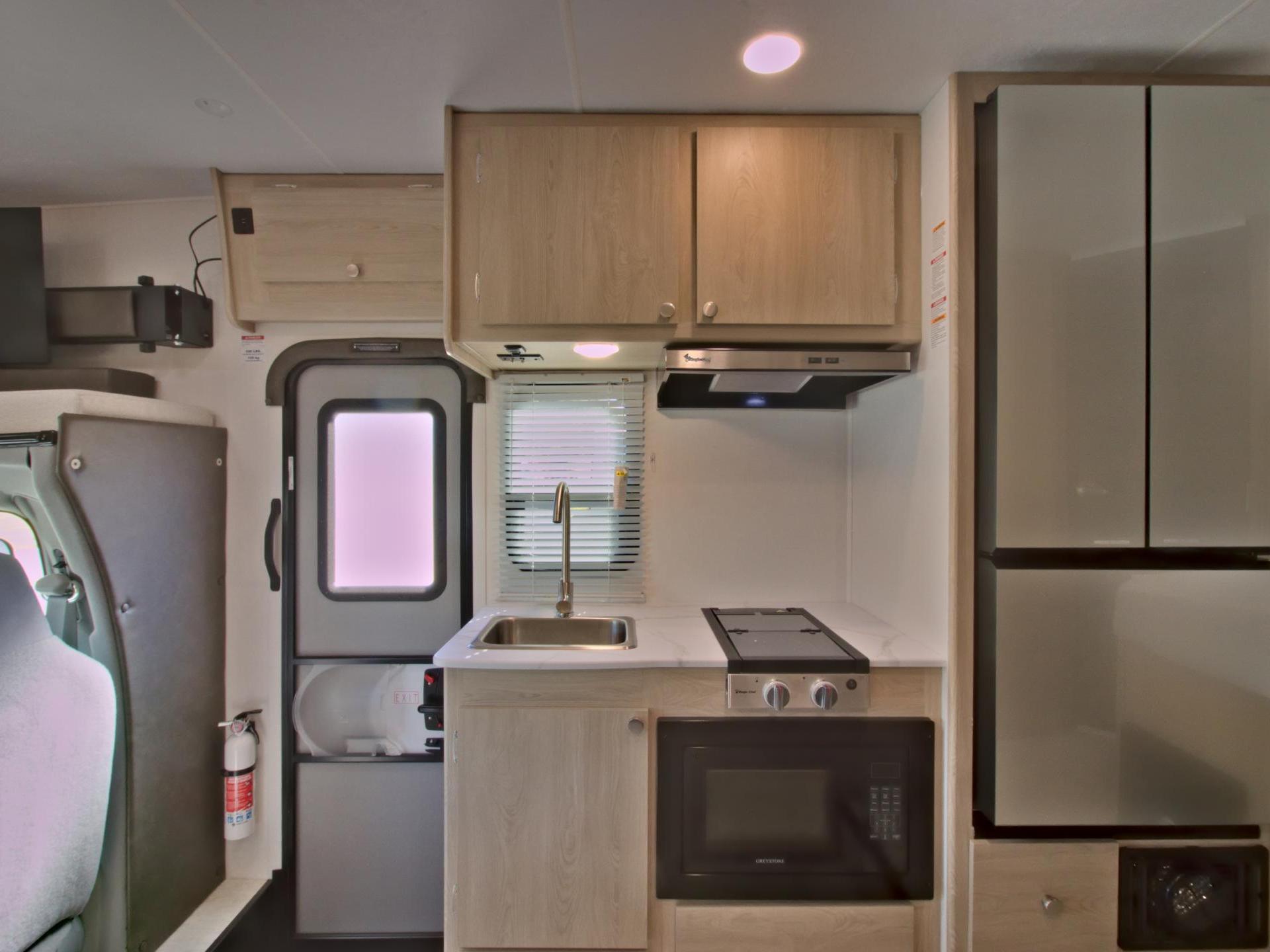 2025 COACHMEN LEPRECHAUN 210QSS