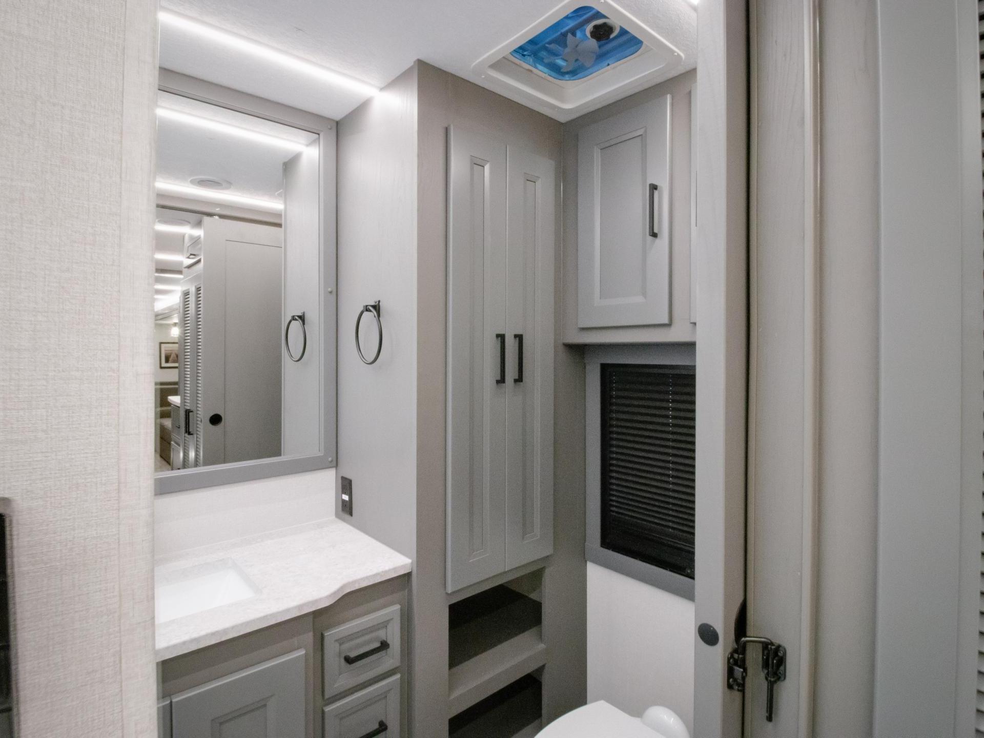 2026 COACHMEN MIRADA 35ES