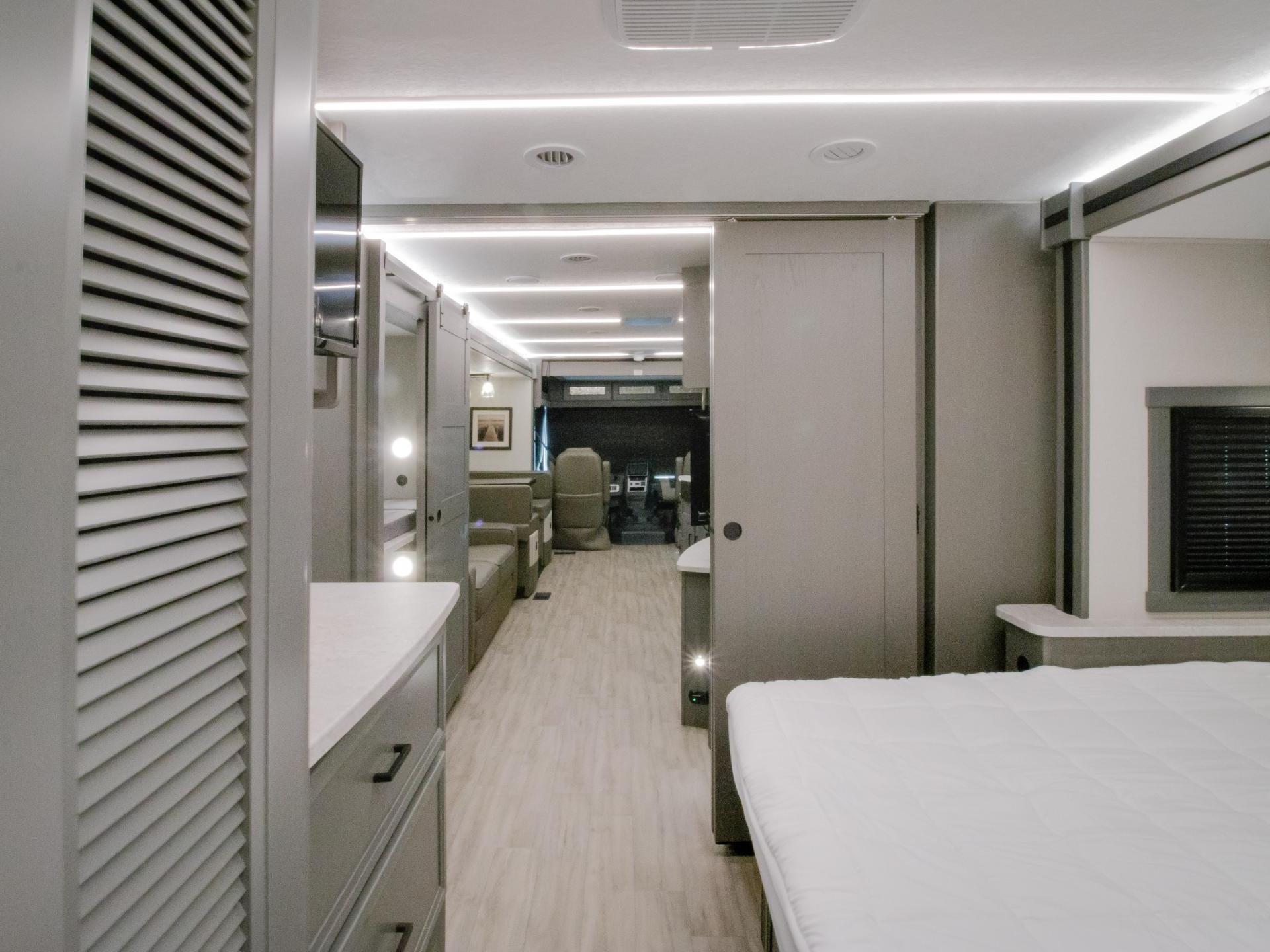 2026 COACHMEN MIRADA 35ES