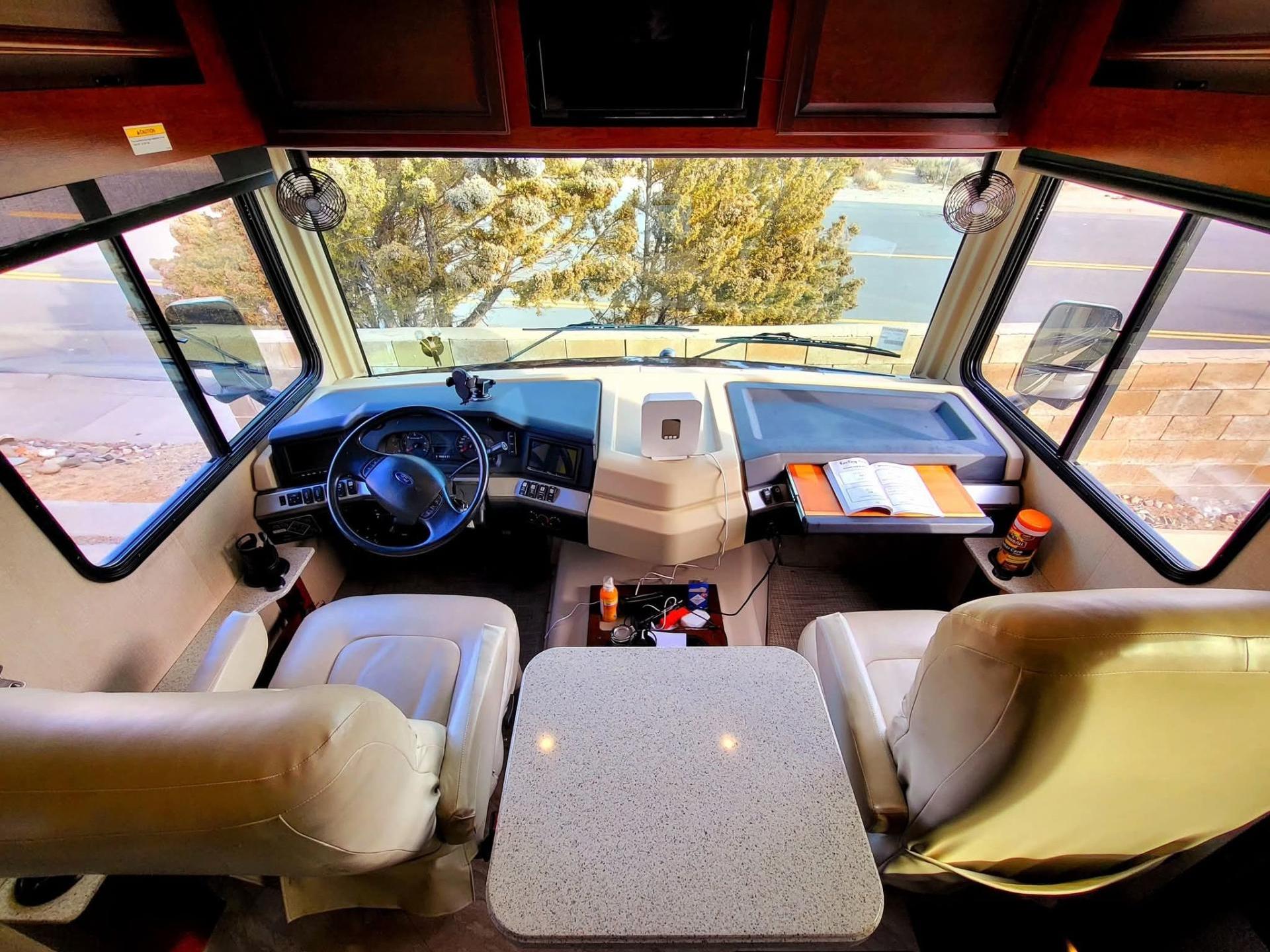 2017 FLEETWOOD BOUNDER 36X