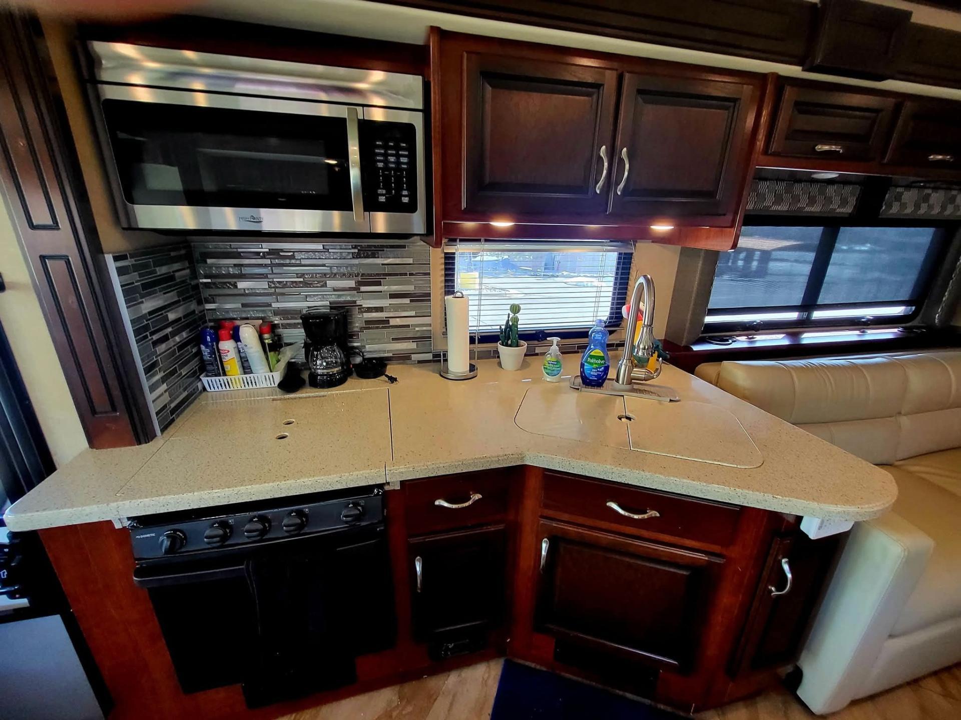 2017 FLEETWOOD BOUNDER 36X