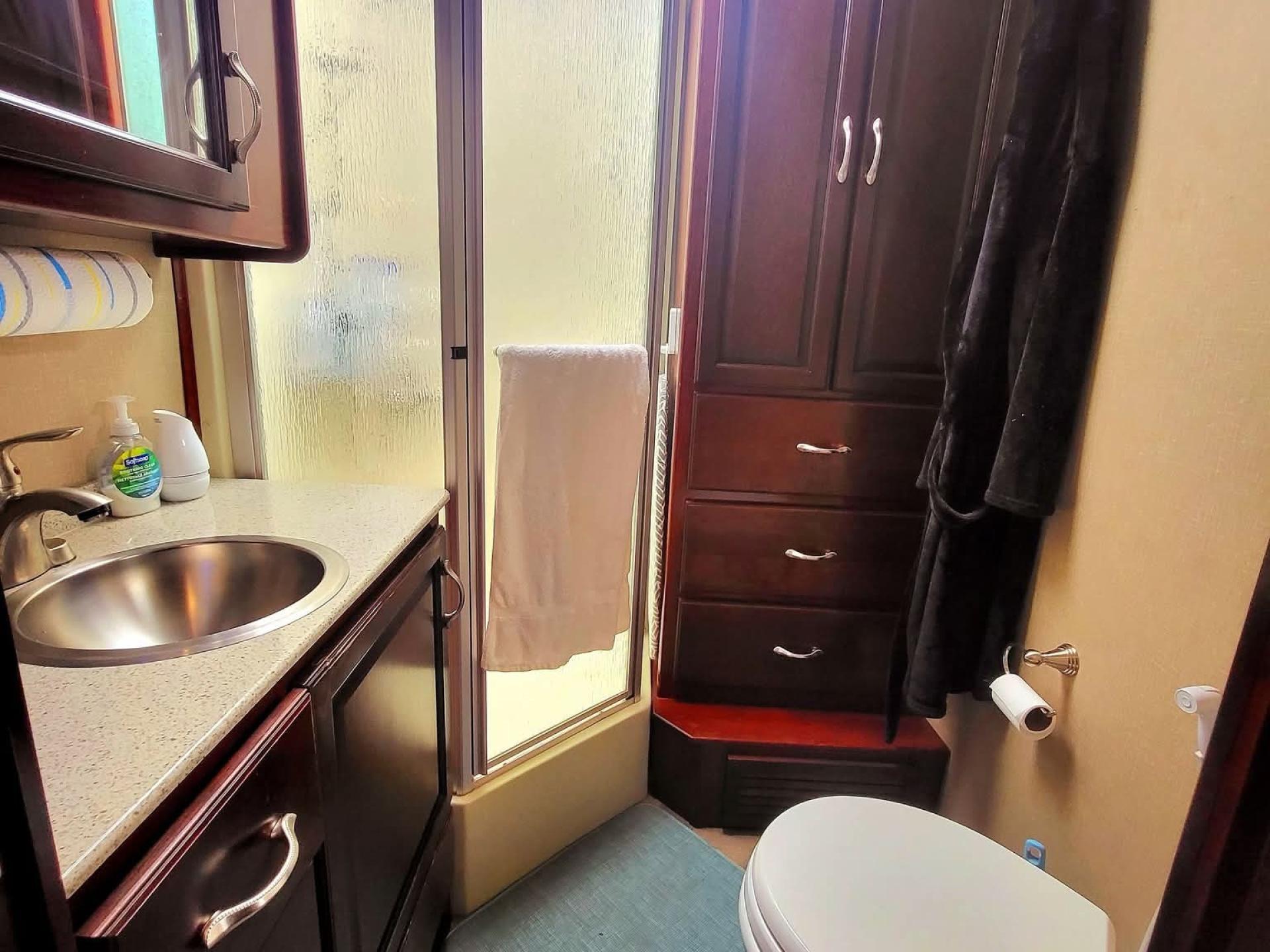 2017 FLEETWOOD BOUNDER 36X