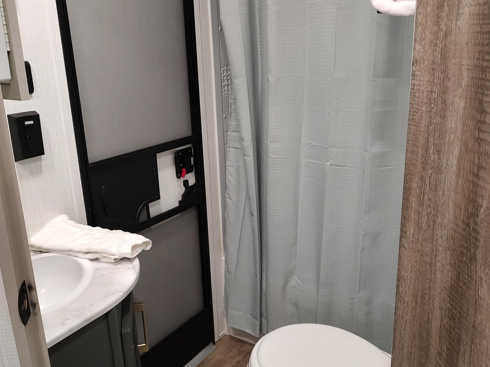 2024 HEARTLAND EDDIE BAUER 261BH-C