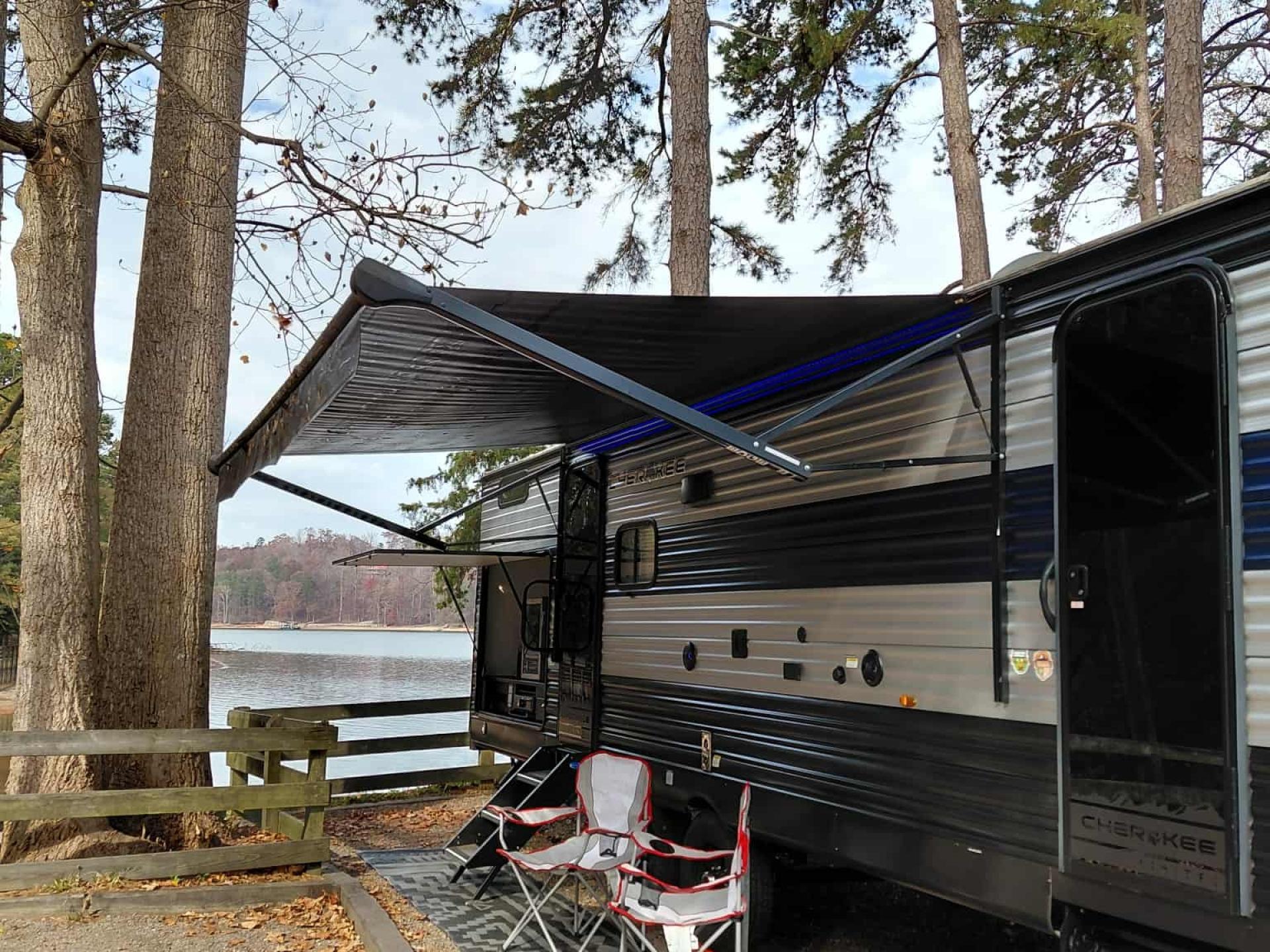 2022 FOREST RIVER CHEROKEE 294GEBG