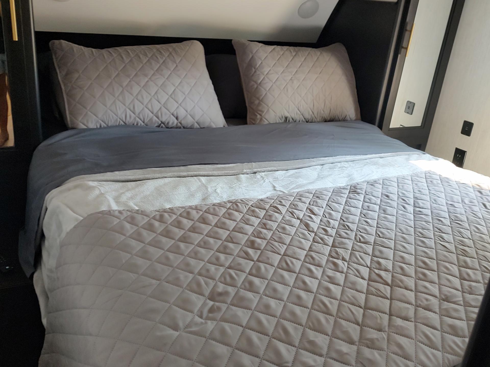 2022 FOREST RIVER CHEROKEE 294GEBG