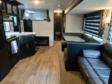 2022 FOREST RIVER CHEROKEE 294GEBG