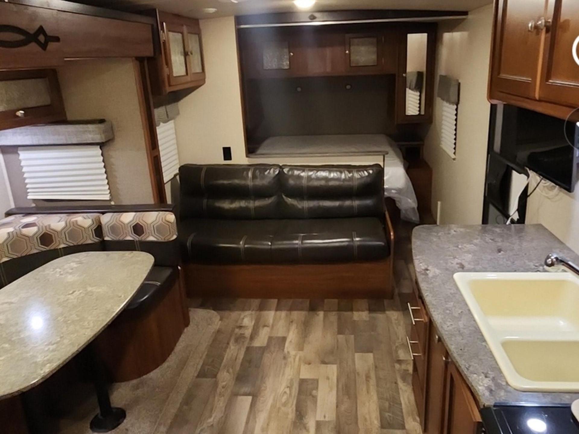 2017 HEARTLAND WILDERNESS 2450FB