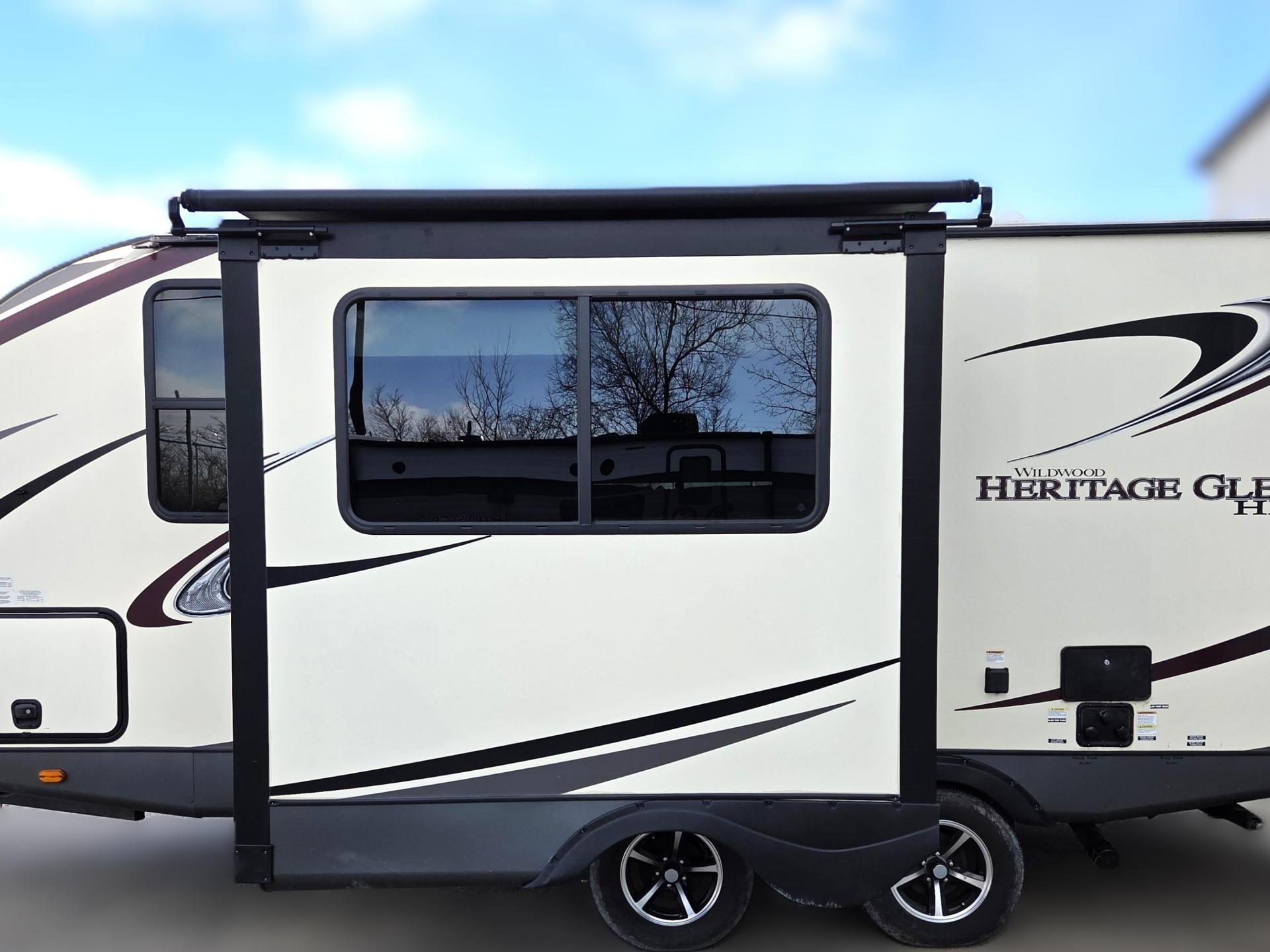 2021 FOREST RIVER WILDWOOD HERITAGE GLEN 17RBHL