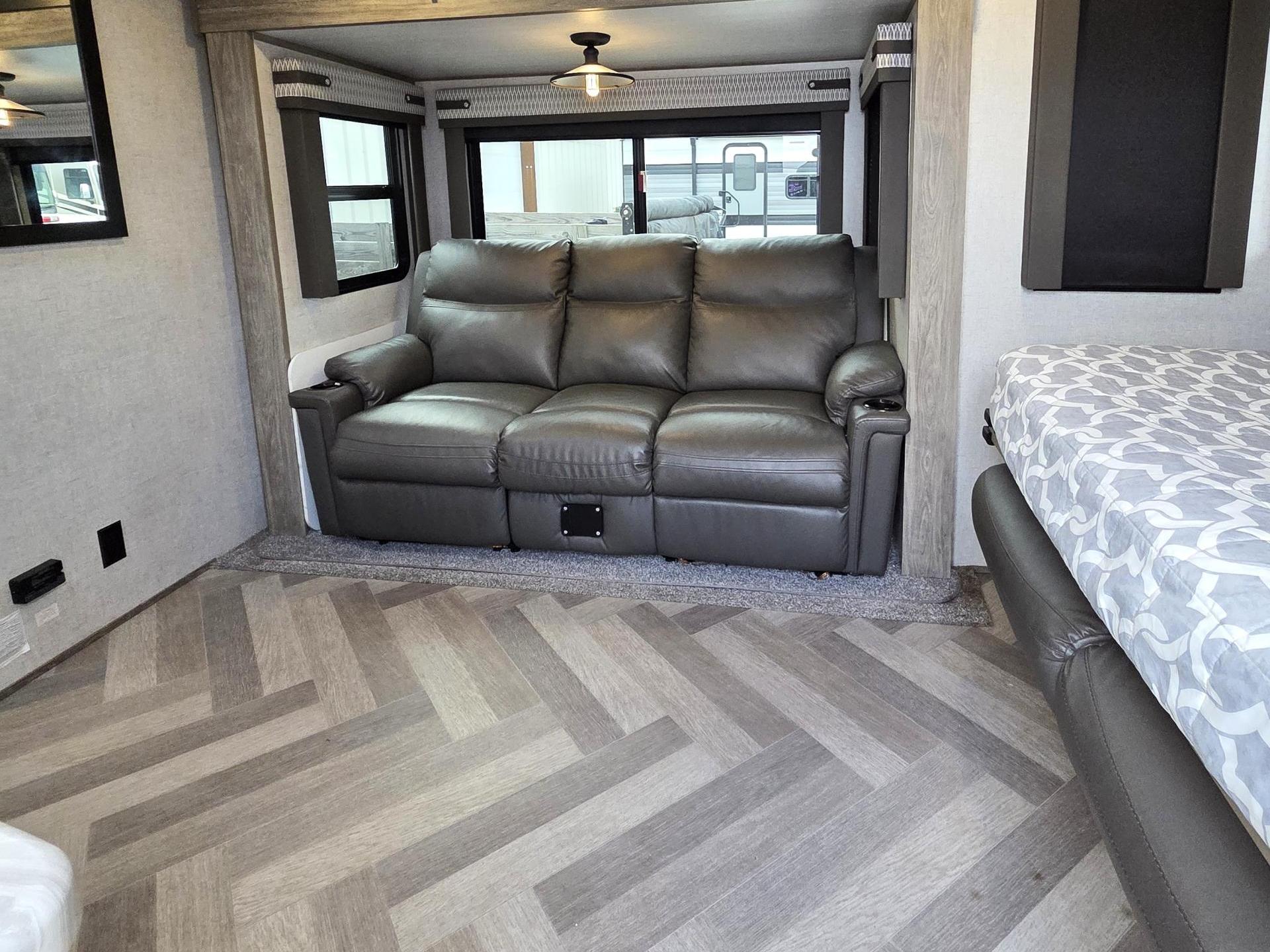 2021 FOREST RIVER WILDWOOD HERITAGE GLEN 17RBHL