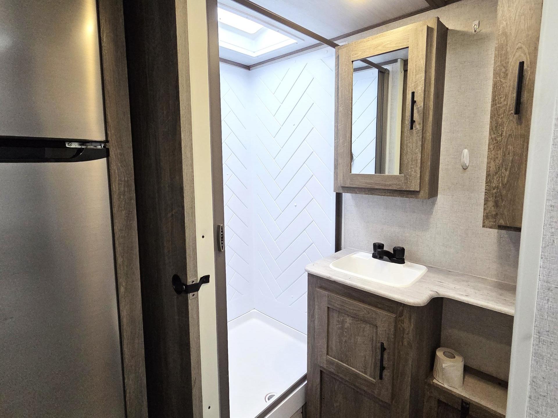 2021 FOREST RIVER WILDWOOD HERITAGE GLEN 17RBHL