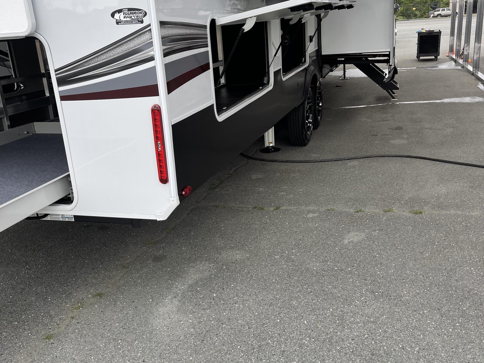 2022 GRAND DESIGN SOLITUDE 375RES