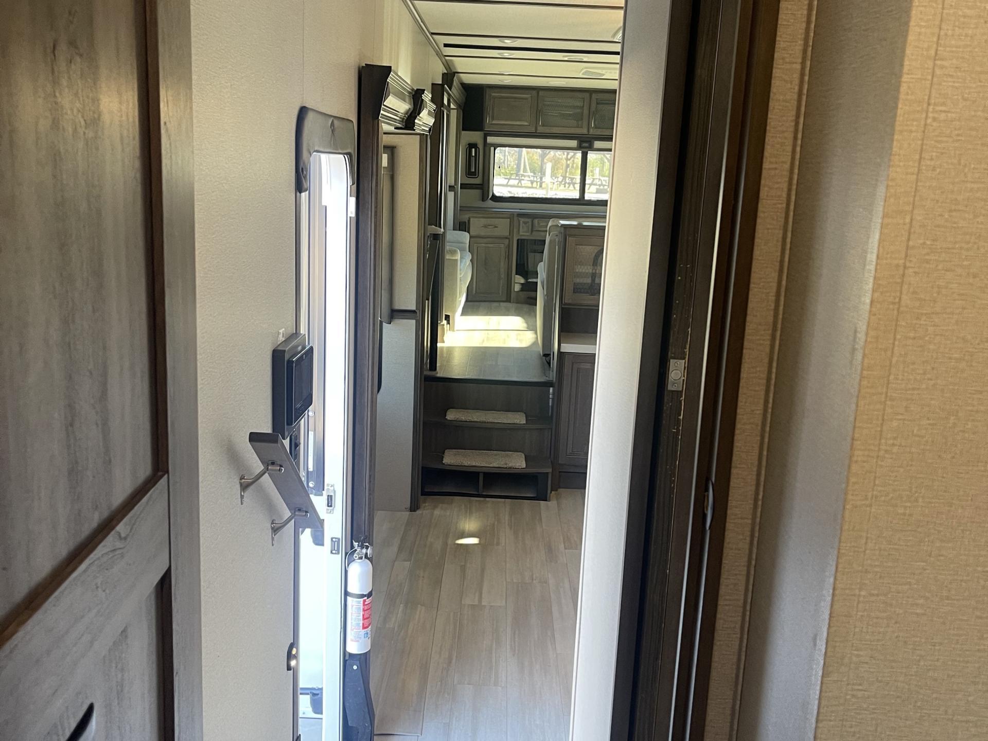 2022 GRAND DESIGN SOLITUDE 375RES