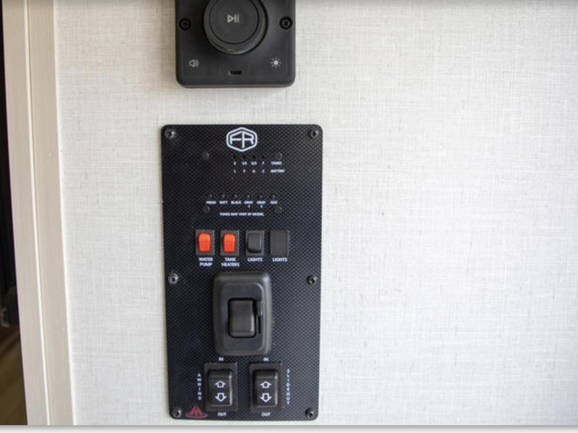 2025 FOREST RIVER WILDWOOD HERITAGE GLEN 29XBHL