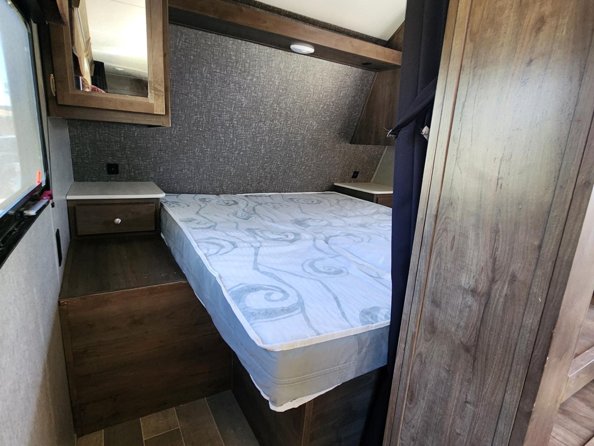 2019 COLEMAN COLEMAN LANTERN 263BH