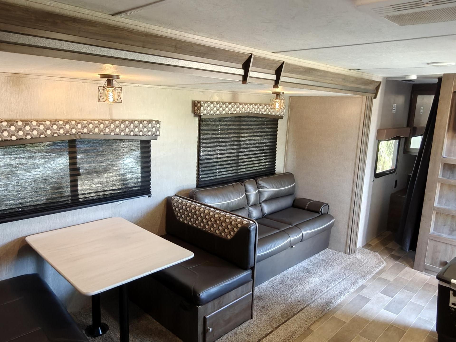 2019 COLEMAN COLEMAN LANTERN 263BH