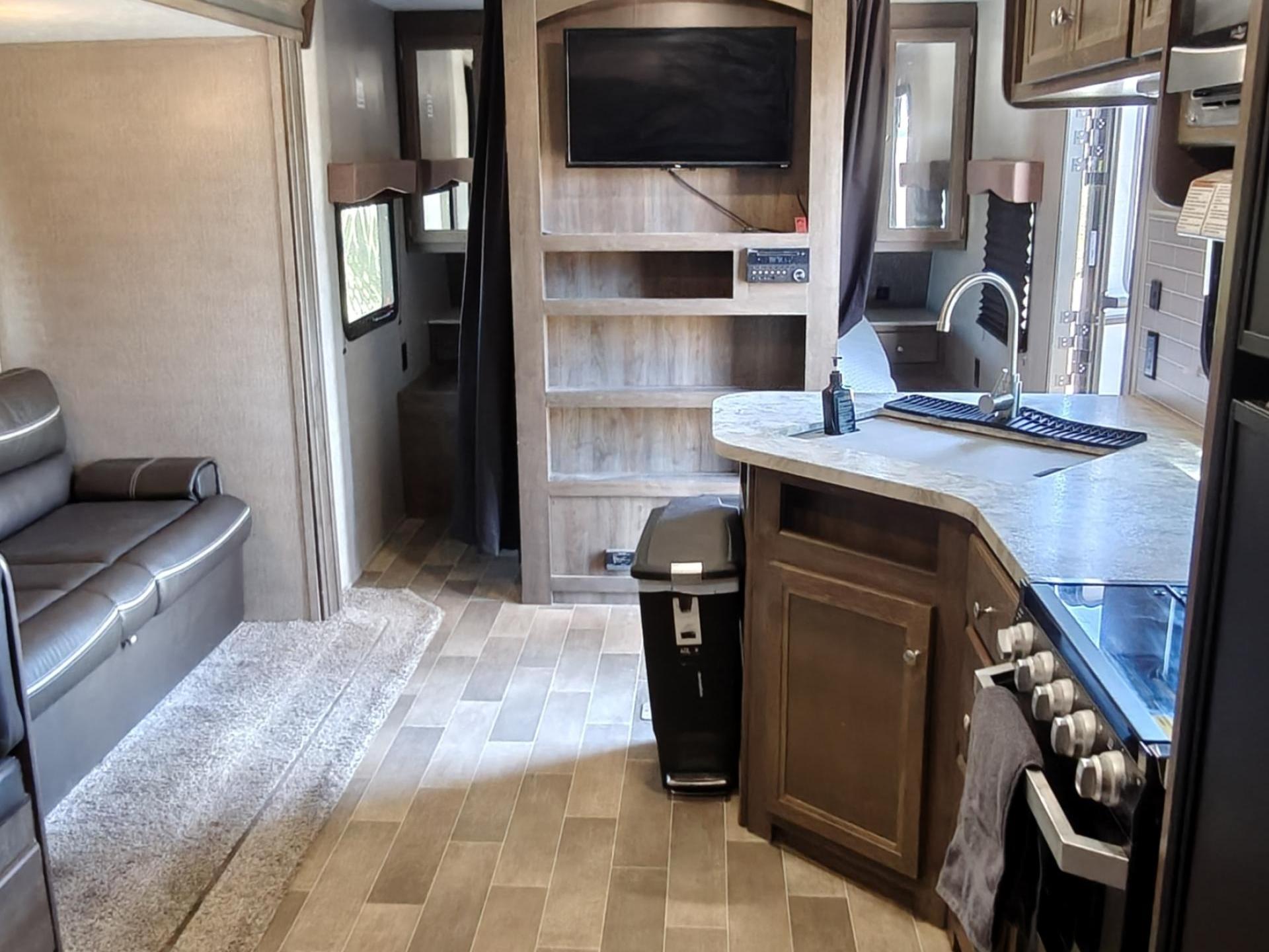 2019 COLEMAN COLEMAN LANTERN 263BH