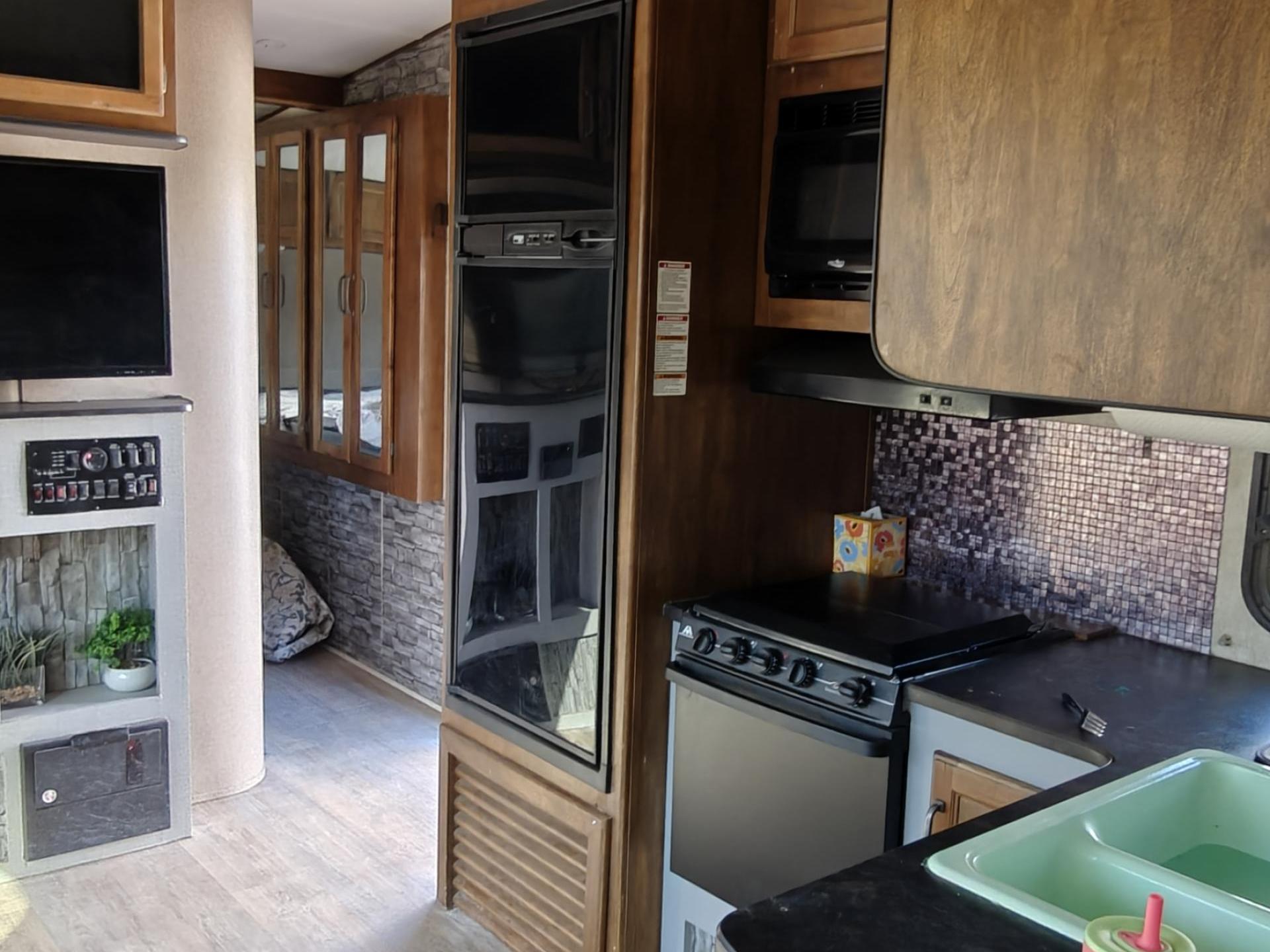 2015 KEYSTONE CARBON M 31